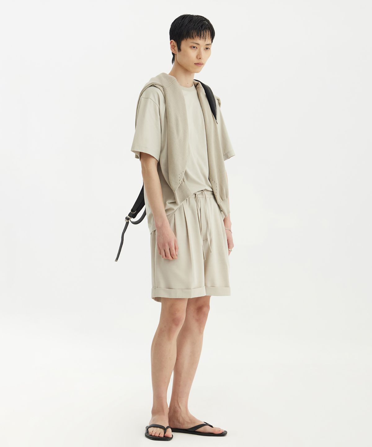 유스(YOUTH) Relaxed T-Shirt - Beige
