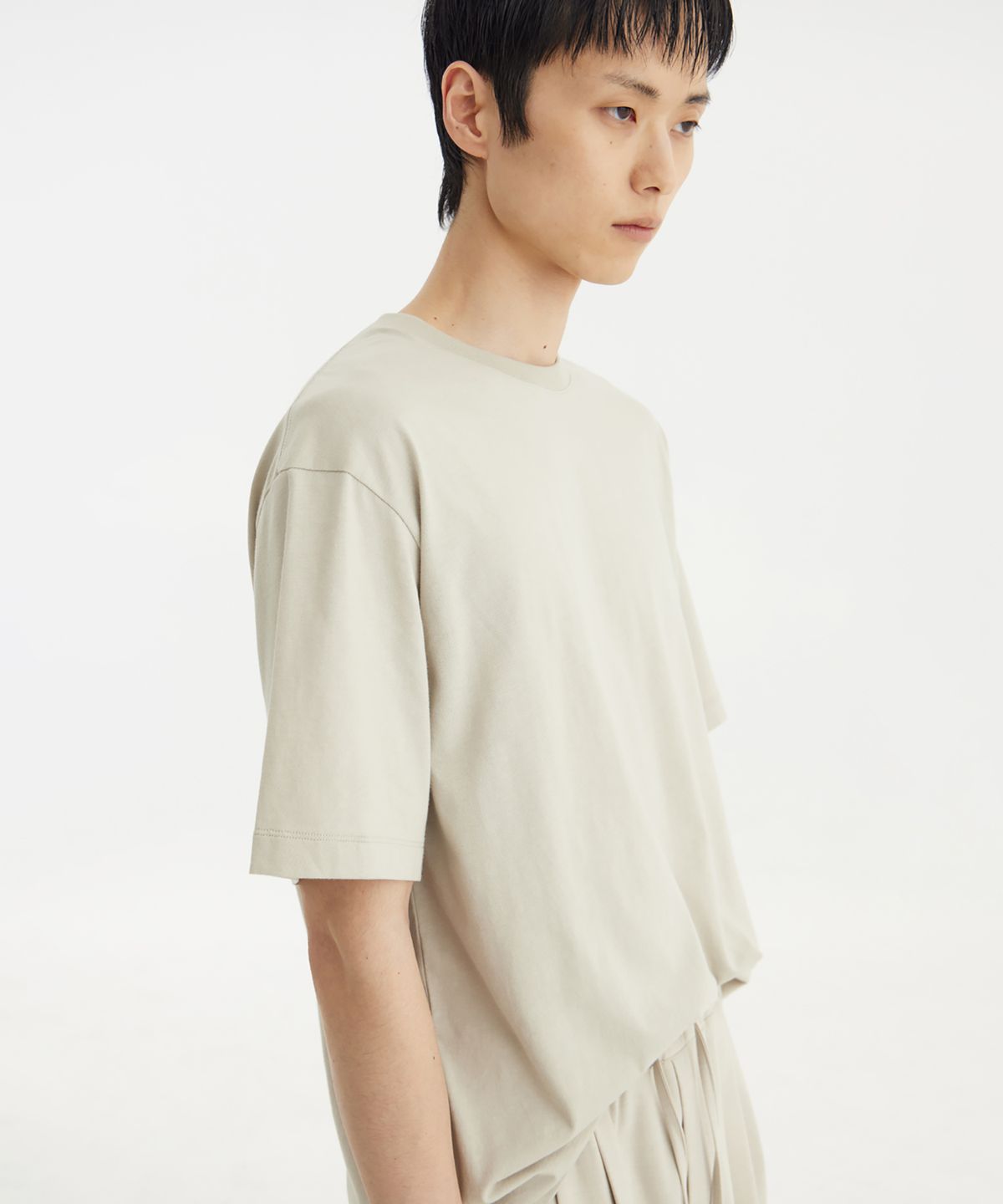 유스(YOUTH) Relaxed T-Shirt - Beige