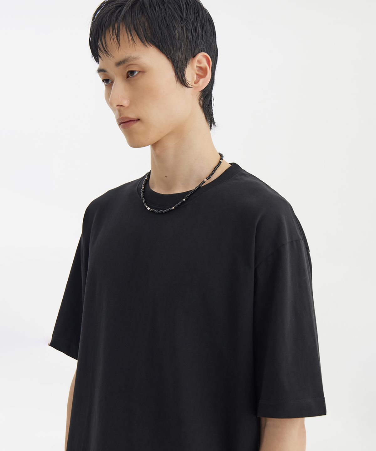 유스(YOUTH) Relaxed T-Shirt - Black