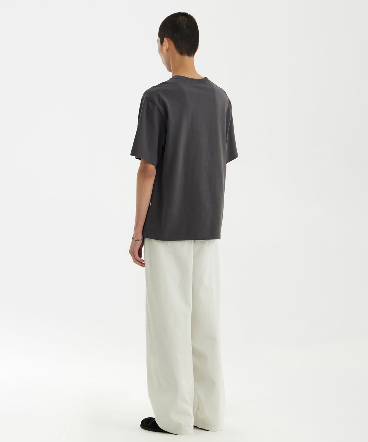 유스(YOUTH) H/S Logo T-Shirt - Charcoal Grey