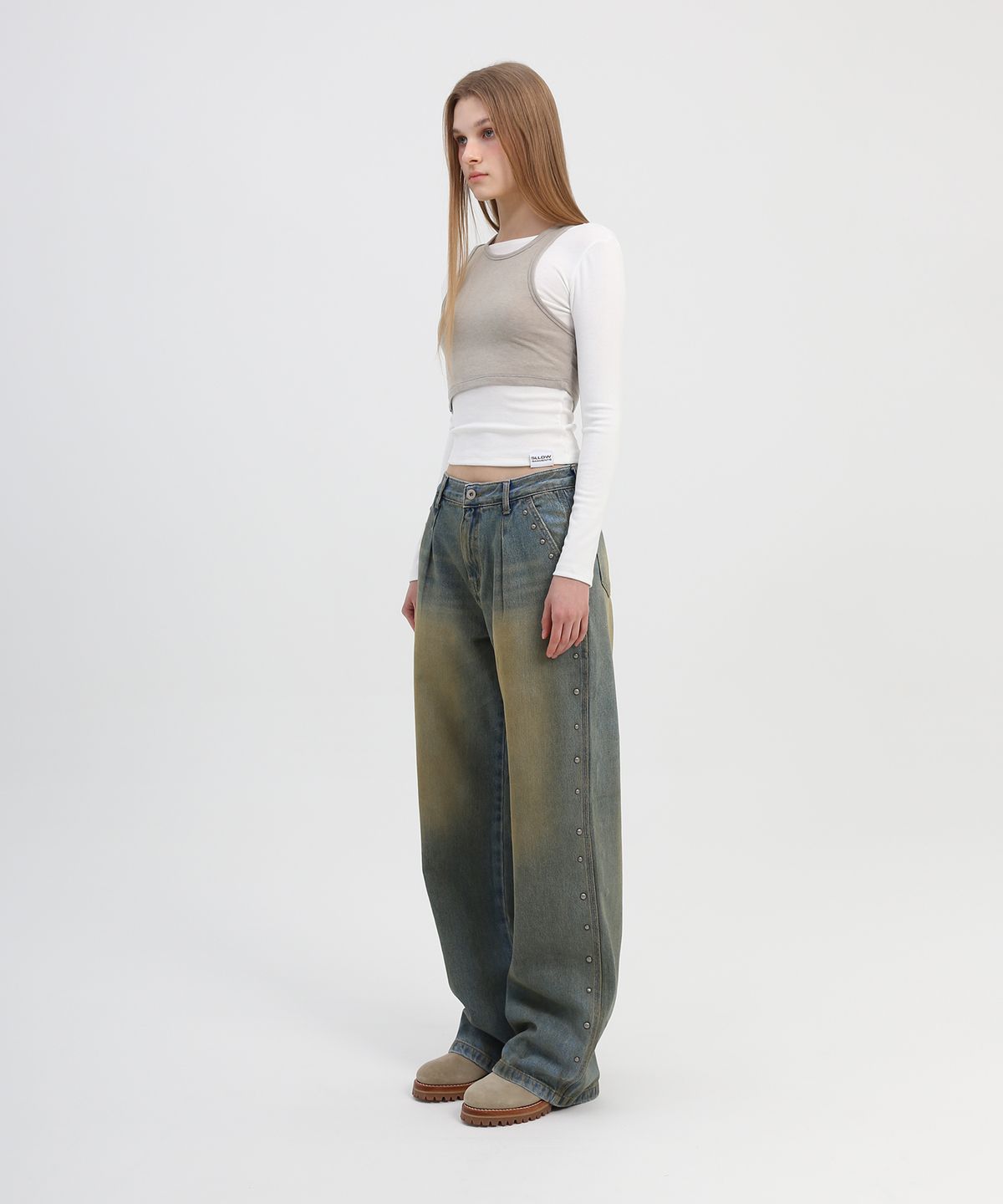 슬로우가먼츠(SLLOW GARMENTS) STUDDED WASHED LOOSE FIT DENIM