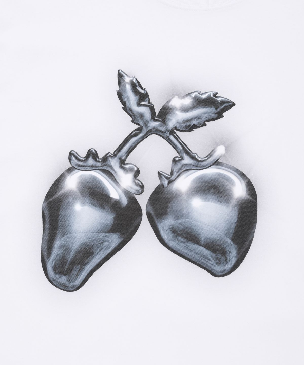 피지컬 디파트먼트(PHYSICAL DEPARTMENT) 우먼즈 메탈 스트로베리 슬림핏 반팔티셔츠 화이트