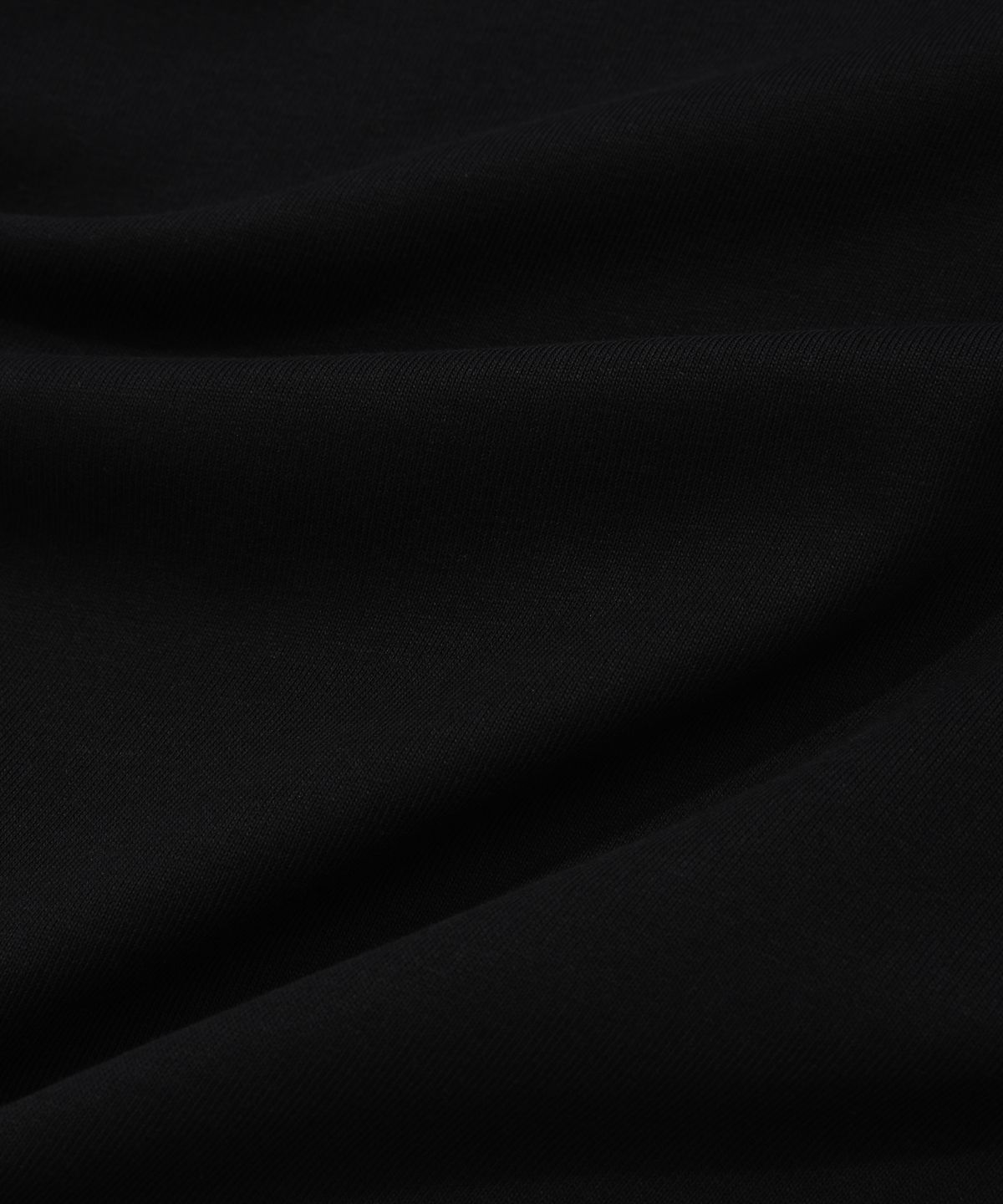피지컬 디파트먼트(PHYSICAL DEPARTMENT) [우먼즈] 메탈 스트로베리 슬림 핏 반팔티셔츠_블랙