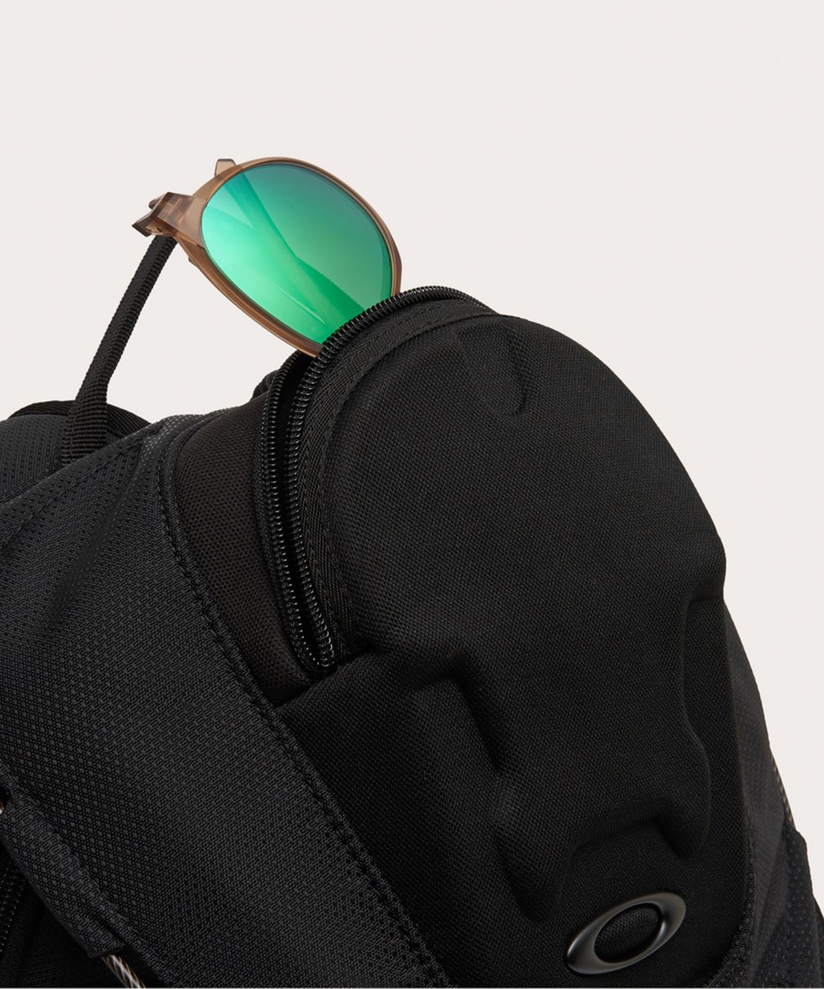 오클리(OAKLEY) (공용) 배쓰룸 싱크 RC 백팩 - 블랙아웃 / FOS90147702E
