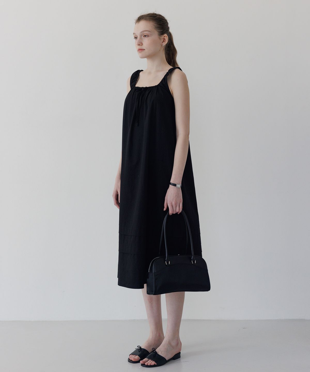 튜드먼트(TTUDEMENT) SLEEVELESS LONG DRESS BLACK