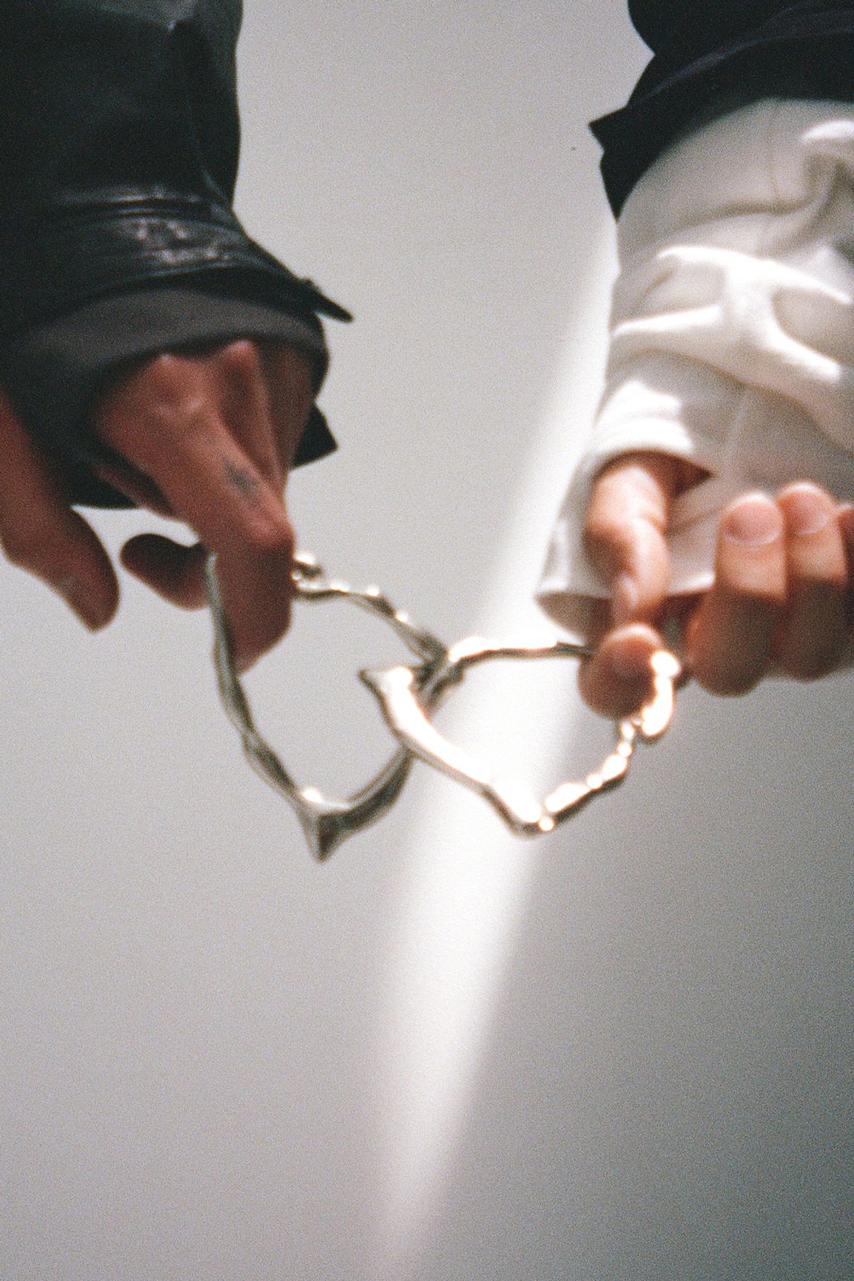 해칭룸(HATCHINGROOM) Bone & Joint Carabiner
