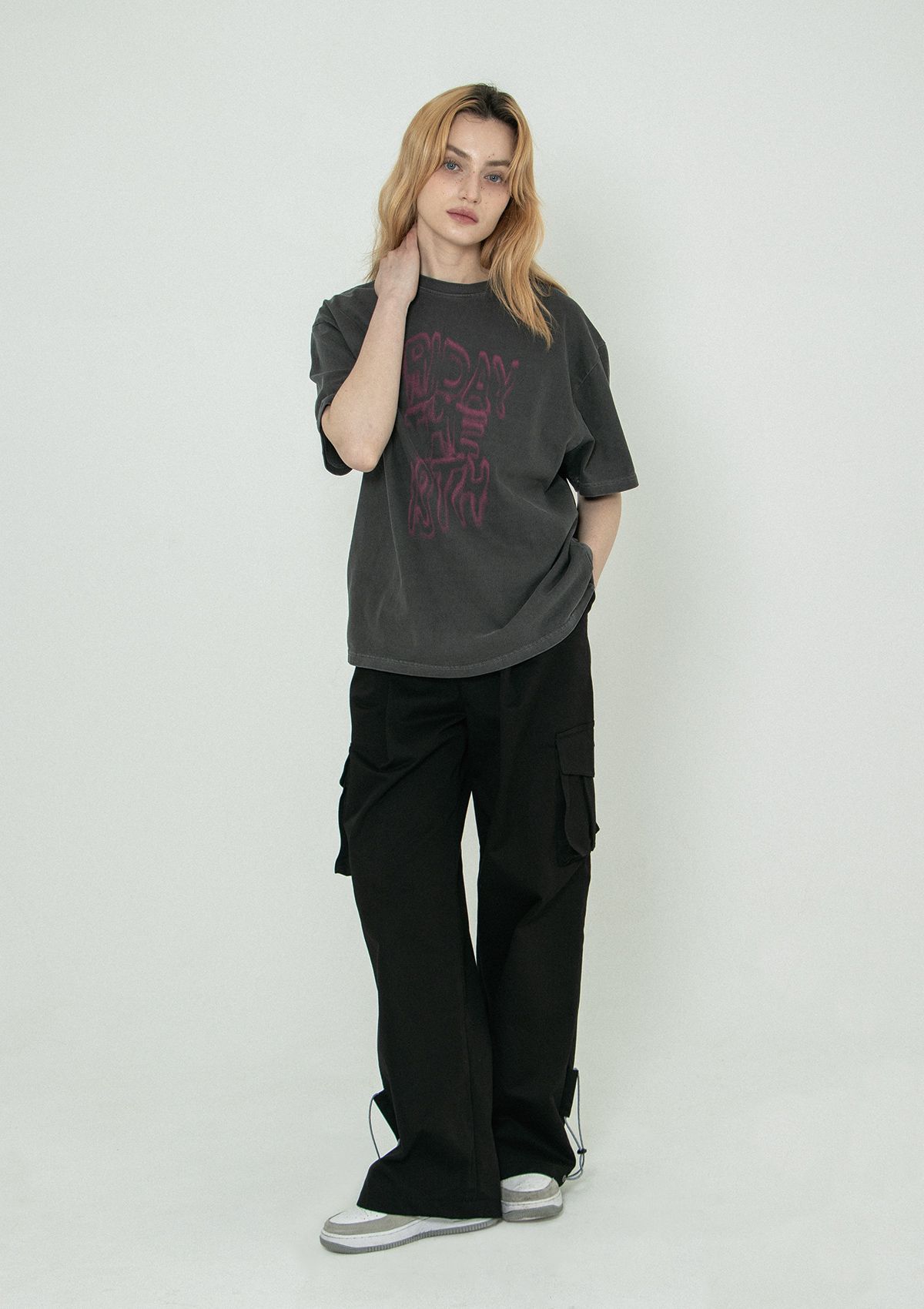 세니크(SENIK) Wavy 13th pigment t-shirts - Chacoal