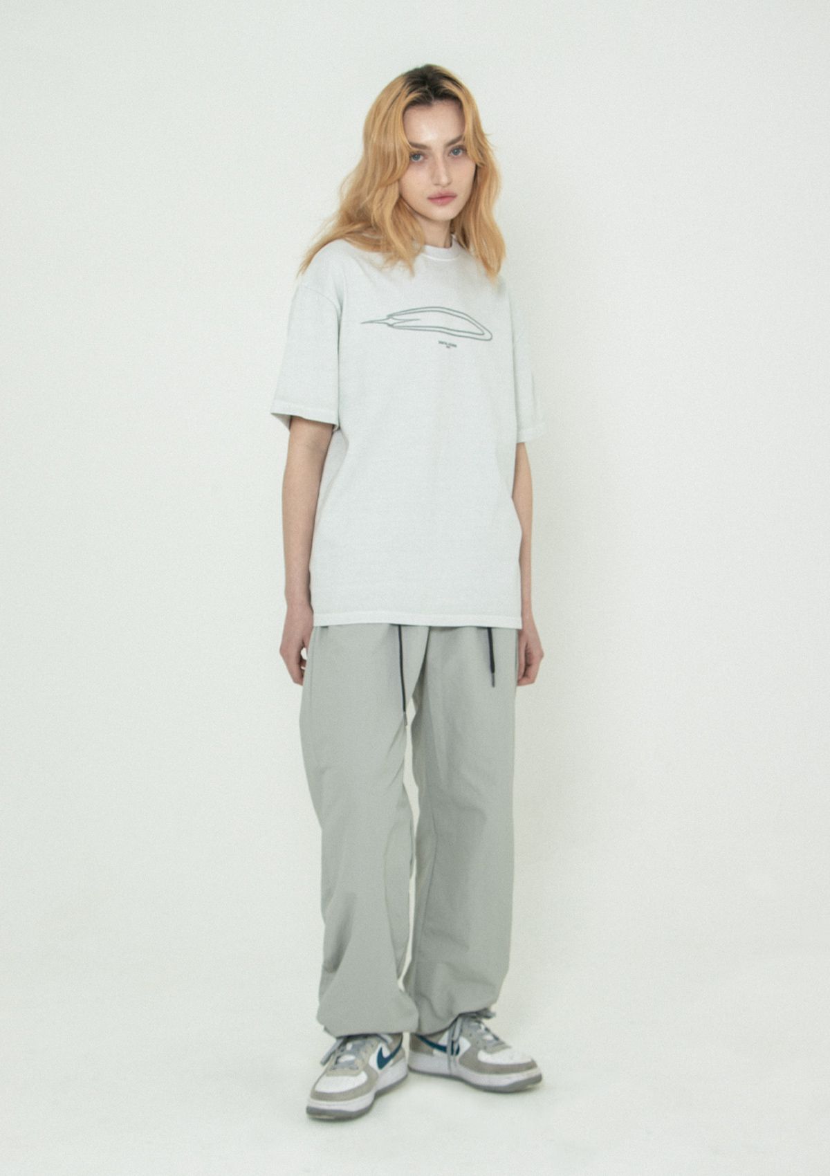 세니크(SENIK) Dusty M31 pigment t-shirts - Light grey