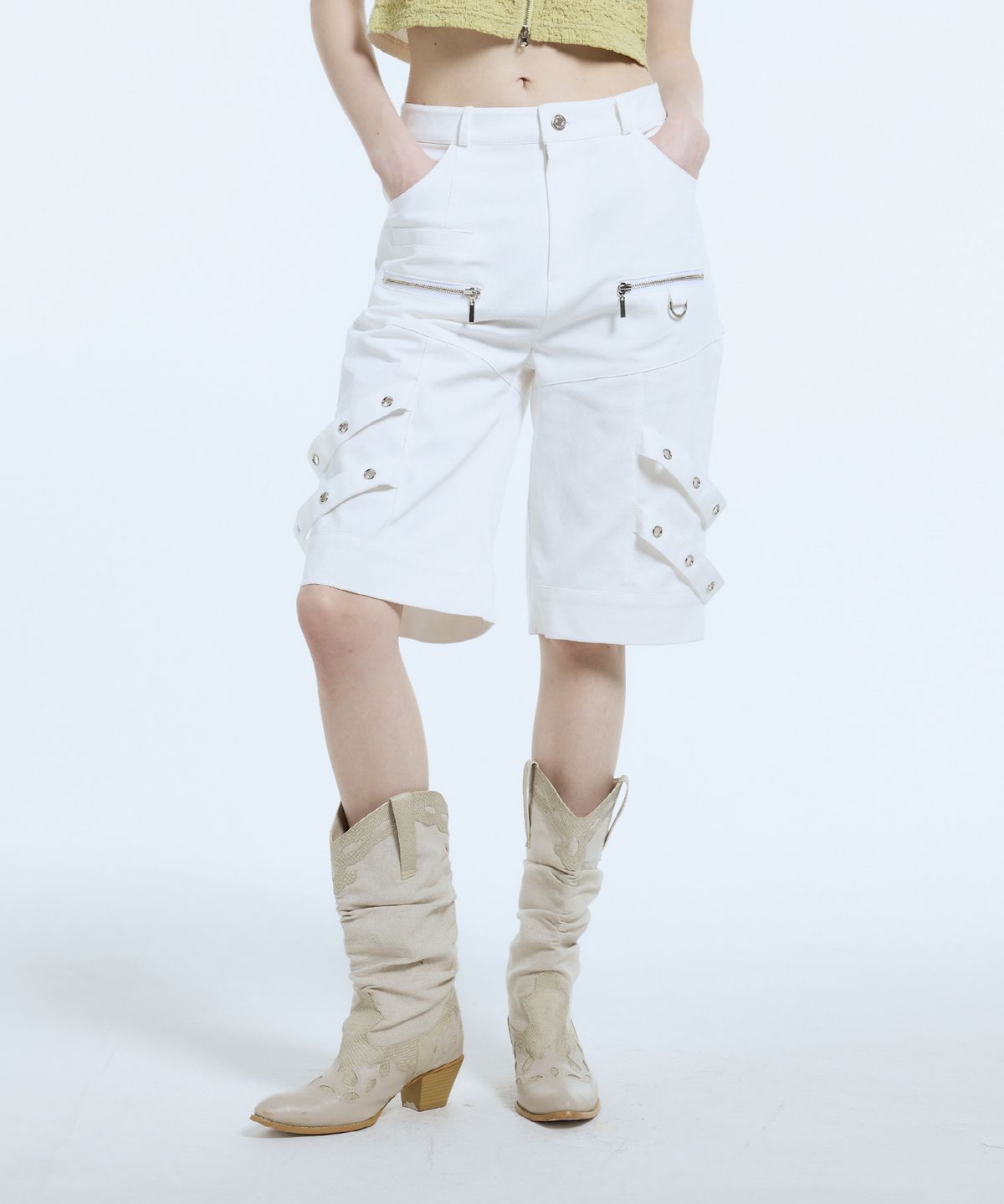 라티젠(LARTIGENT) L11 BELT SHORTS(WHITE)