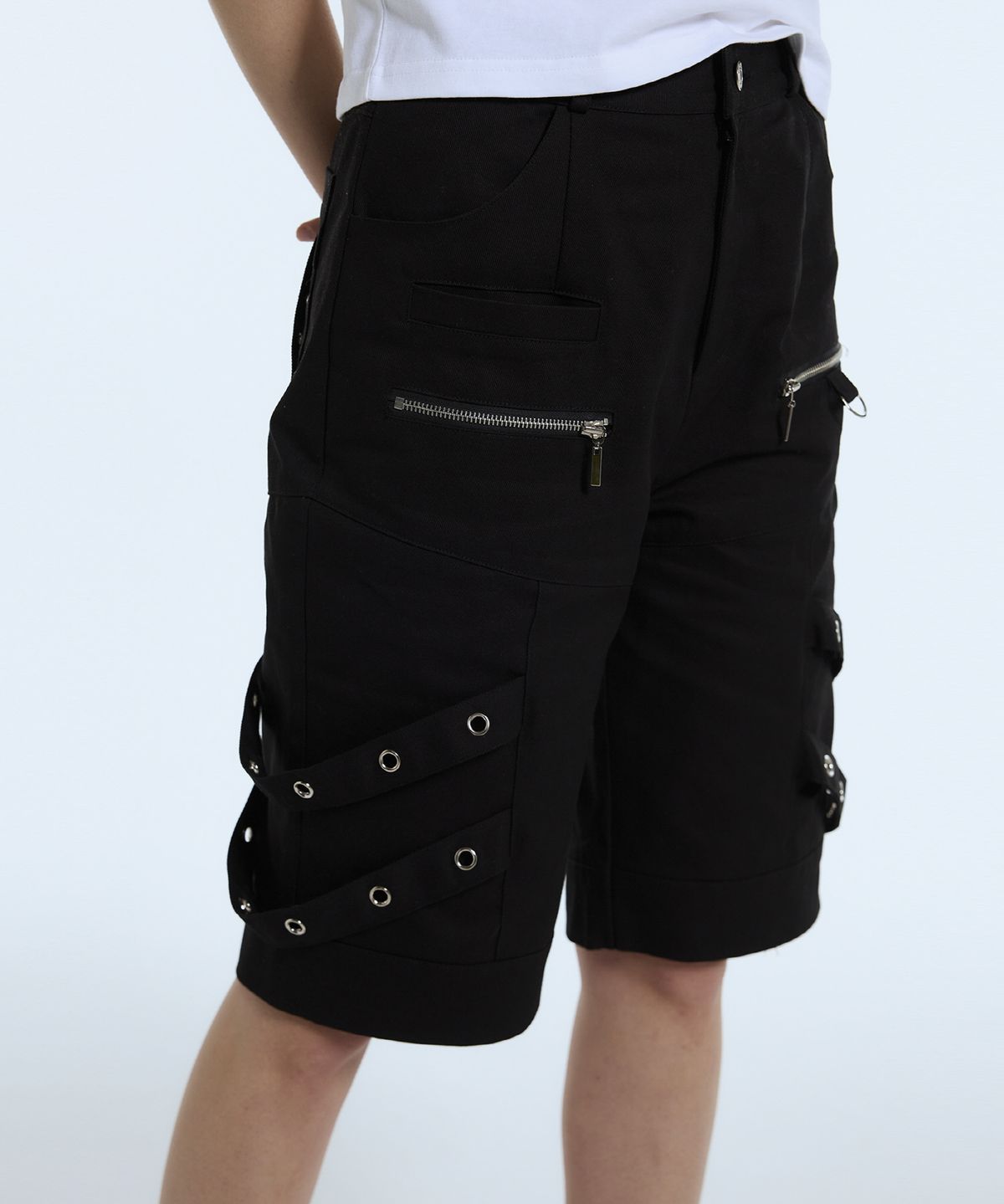 라티젠(LARTIGENT) L11 BELT SHORTS(BLACK)