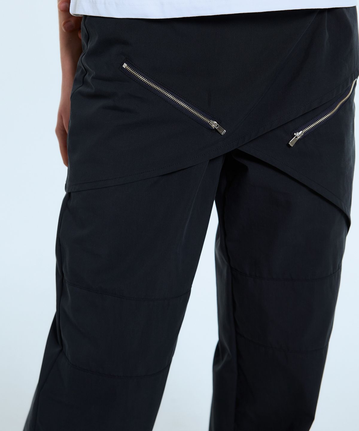 라티젠(LARTIGENT) L11 WRAP SKIRT PANTS(NAVY)
