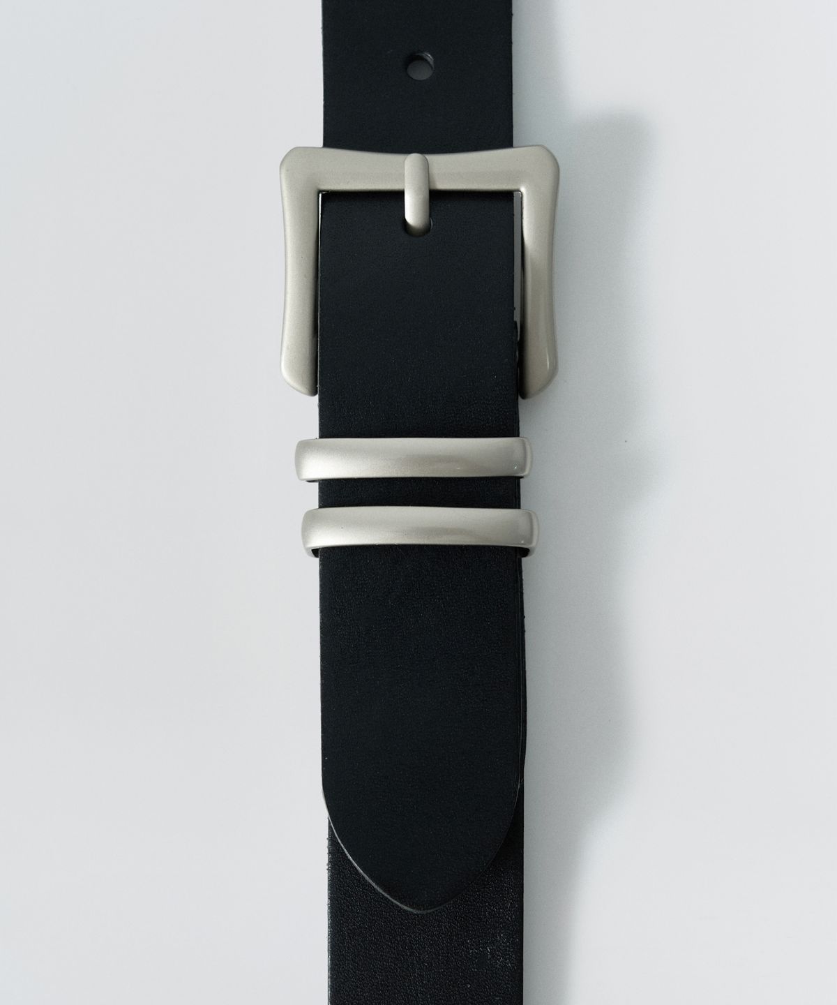 이지오(EZIO) Modern Square Leather Belt_Black