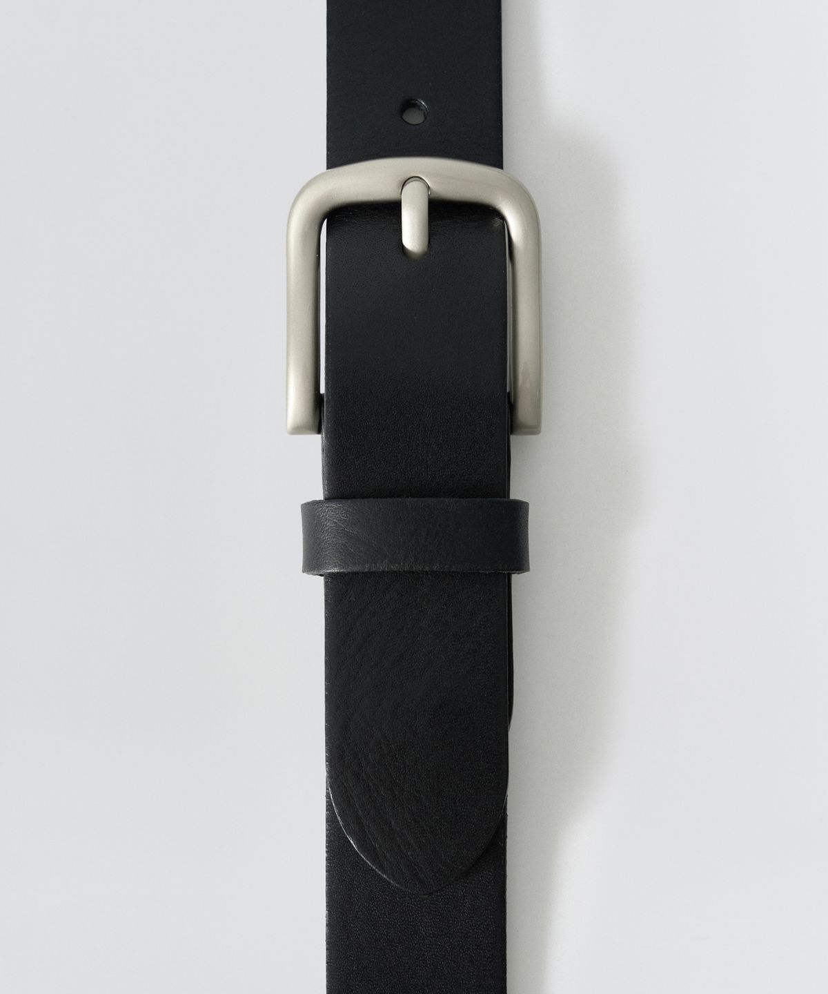 이지오(EZIO) Minimal Mono Leather Belt_Black