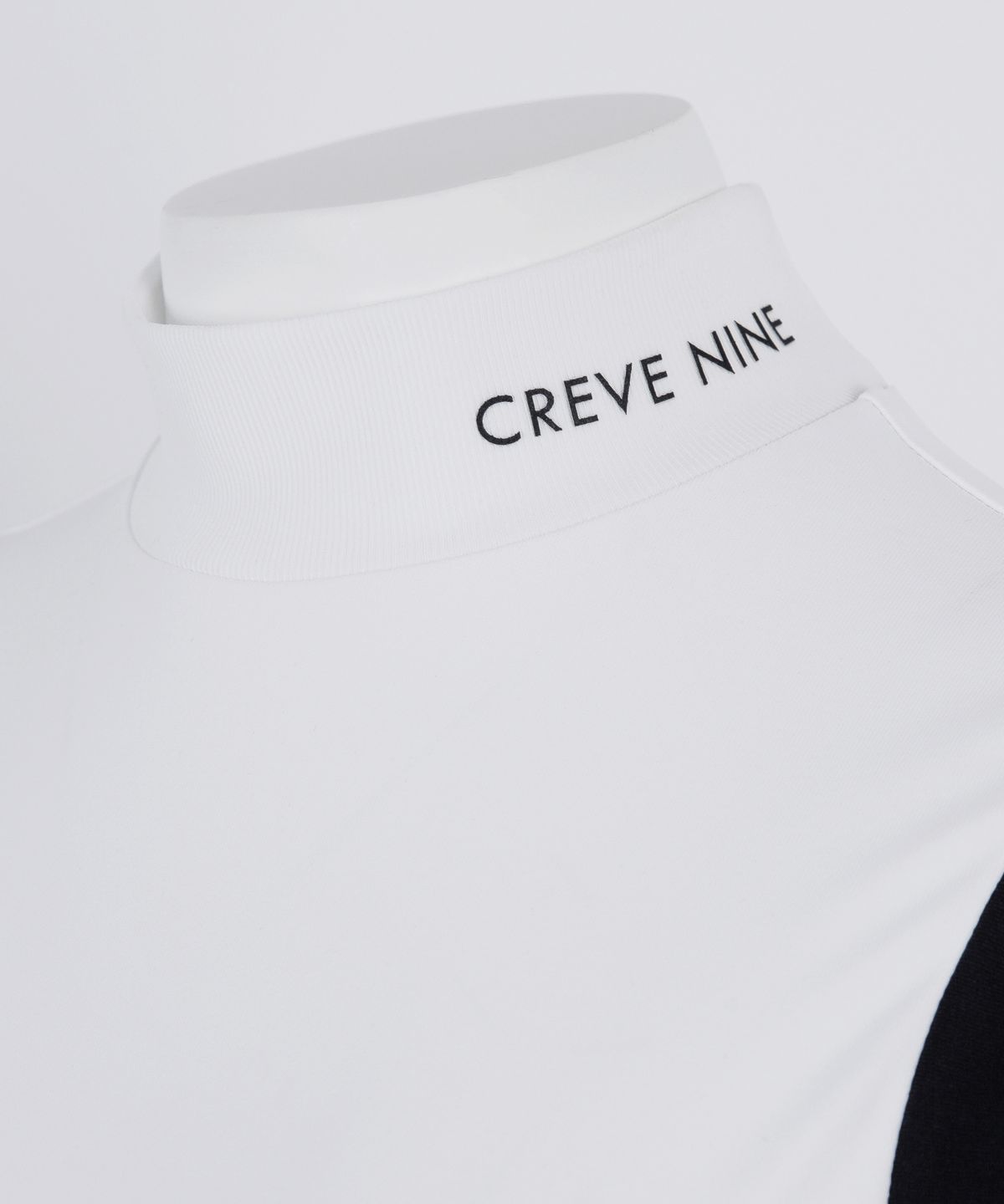 크리브나인(CREVE9) 배색 하이넥 티셔츠WH
