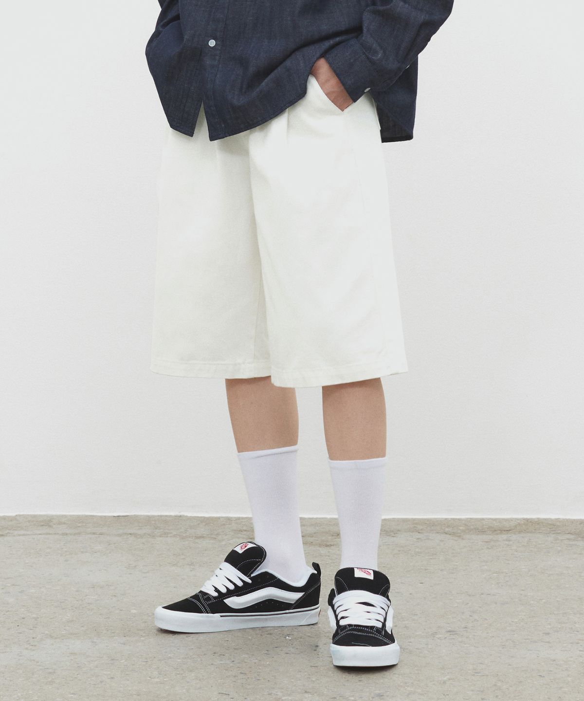 데케트(DECET) Cotton 2Pleats Shorts DCPT041Ivory