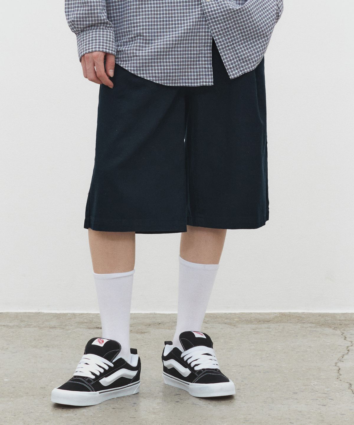 데케트(DECET) Cotton 2Pleats Shorts DCPT041Navy