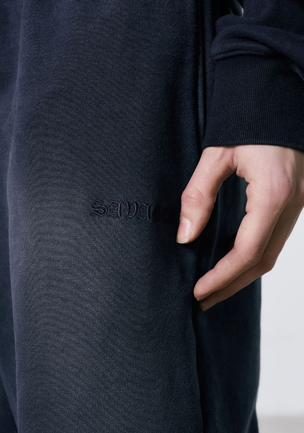 세비지(SAVAGE) Sweatpants - Washed Navy