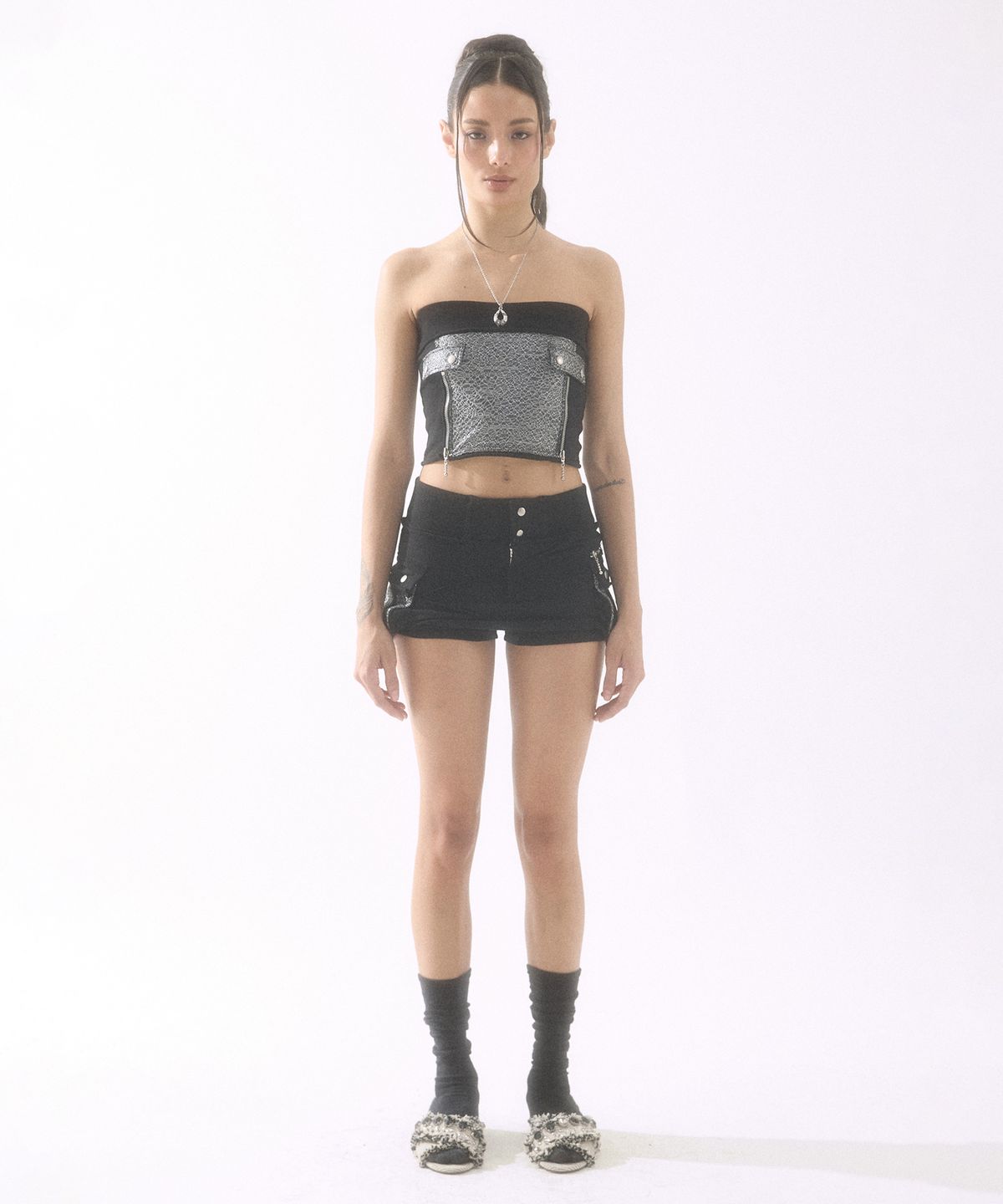 배디(BADEE) Zipper Sweat Sleeveless Black