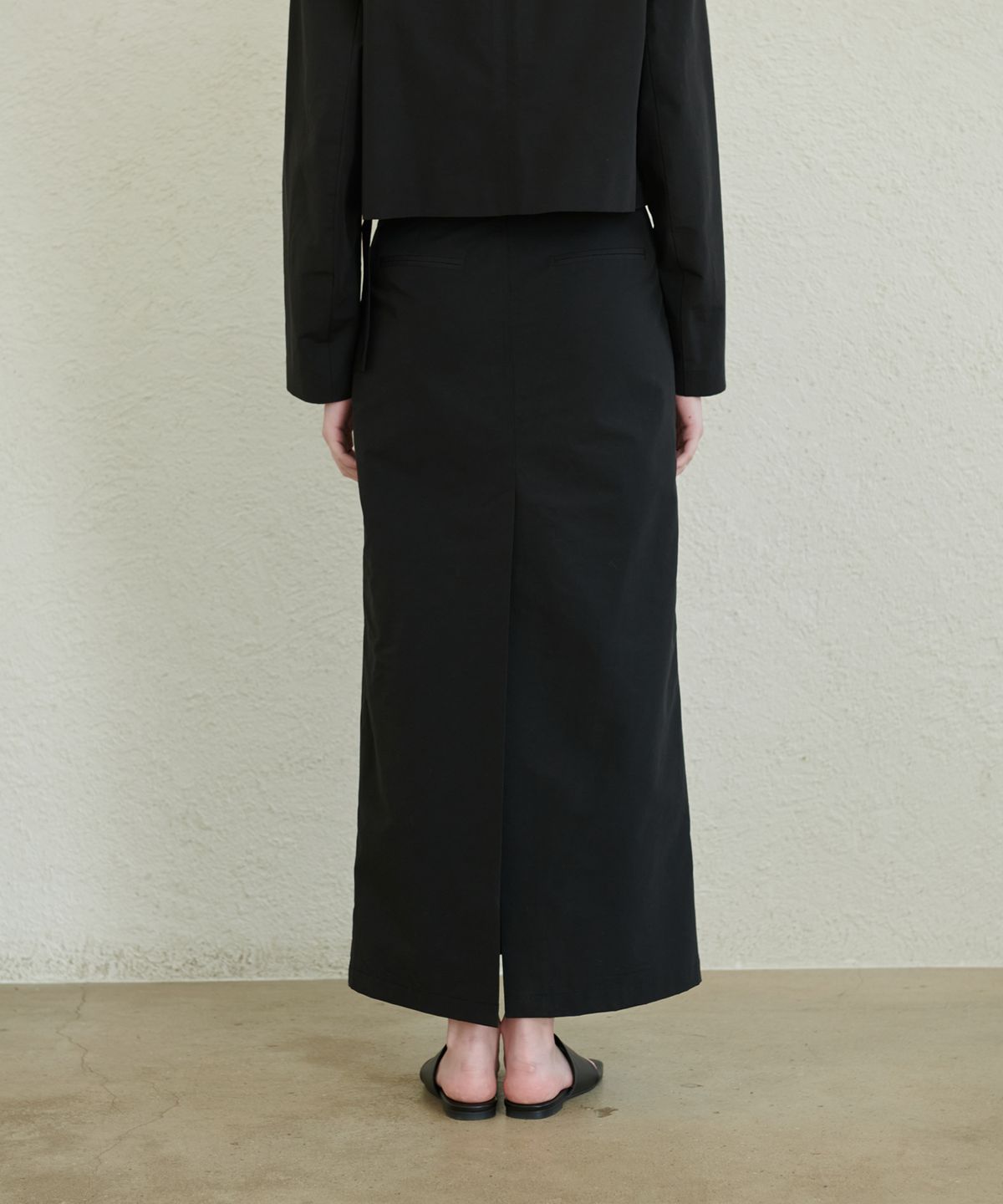 언뮤트(UNMUTE) BELT LOOP STRING PENCIL SKIRT(BLACK)