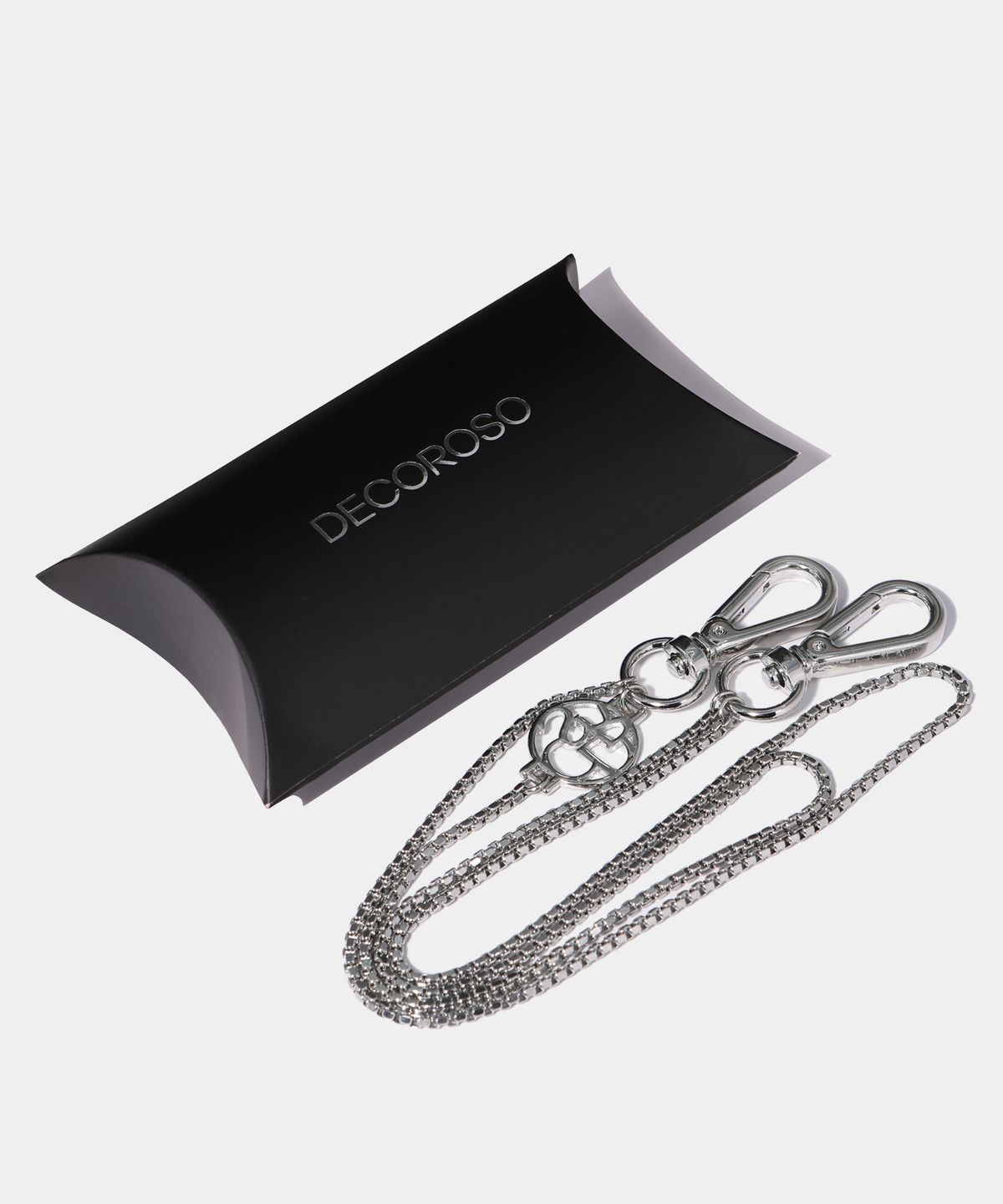 데꼬로소(DECOROSO) 더블 라인 시그니처 엠블럼 미니멀 팬츠 체인 [실버]