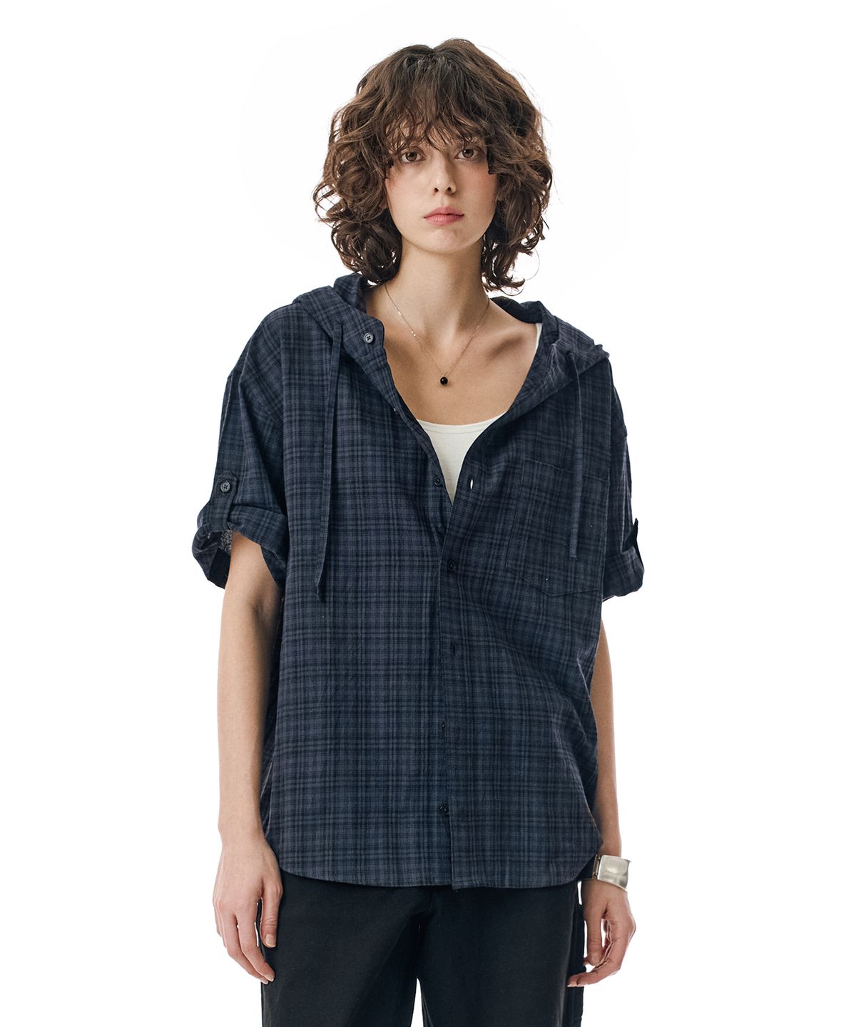 세컨모놀로그(SECONDMONO) Roll-up Button Hooded Check Half Shirt [NAVY]_SESH013NAVY