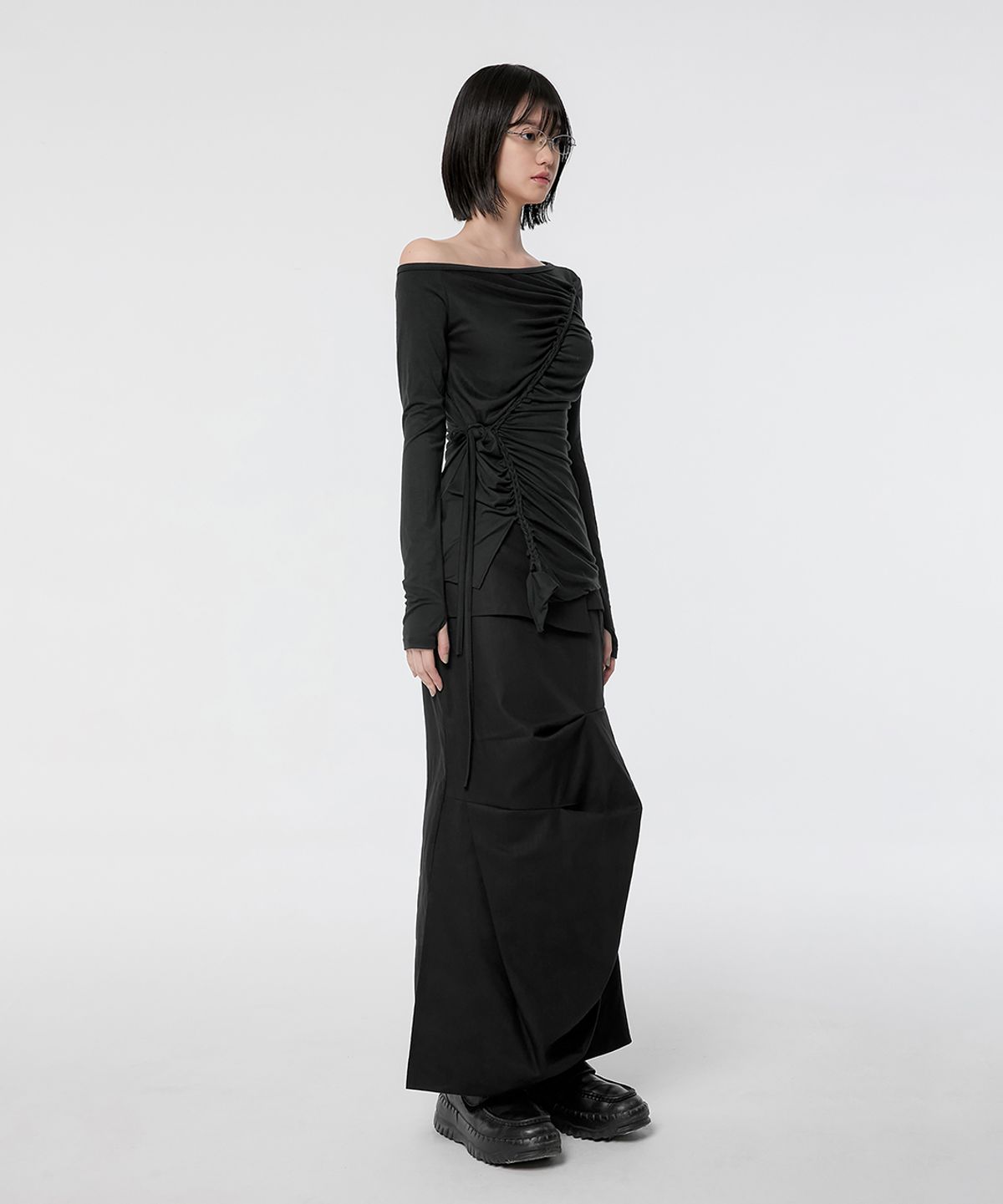 플레어업(FLAREUP) Handmade Twisted One-Shoulder Long Sleeve (FL-117_Black)