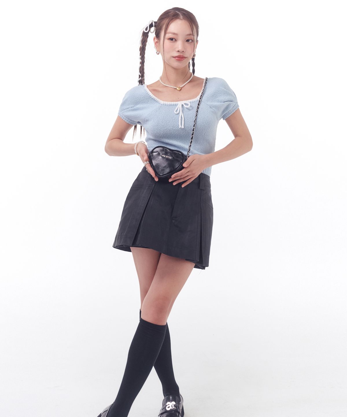 아노에틱(ANOETIC) HEART CHAIN MINI BAG_BLACK