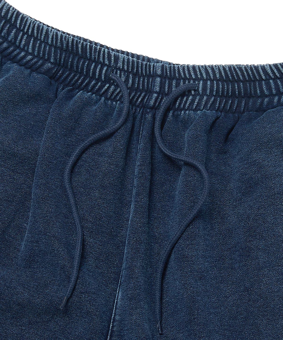 위캔더스(WKNDRS) LOGO SWEAT SHORTS (DENIM)