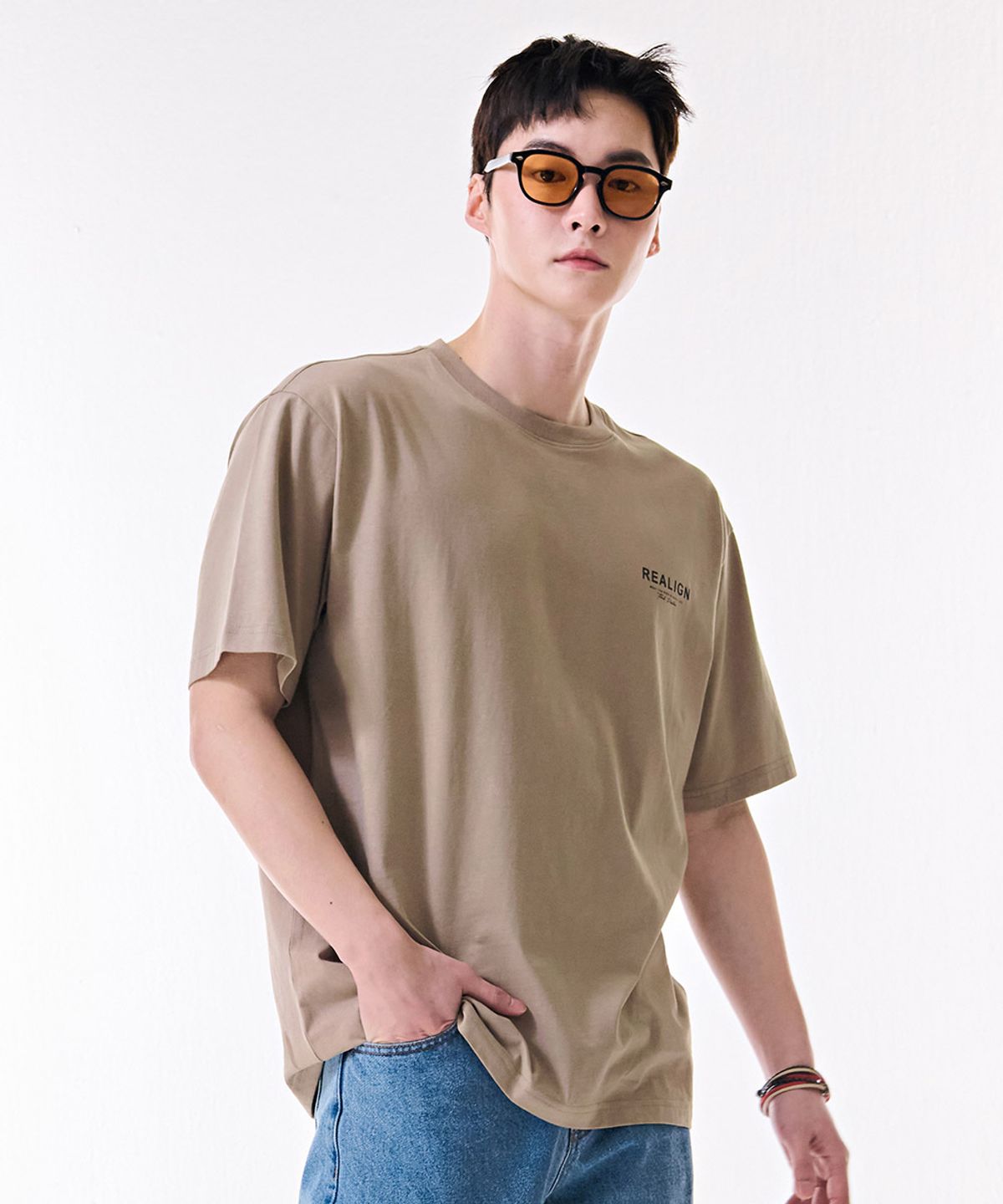 체이스컬트(CHASECULT) 공용 뒷판 그래픽 반팔 티셔츠-DBZU5802C0X