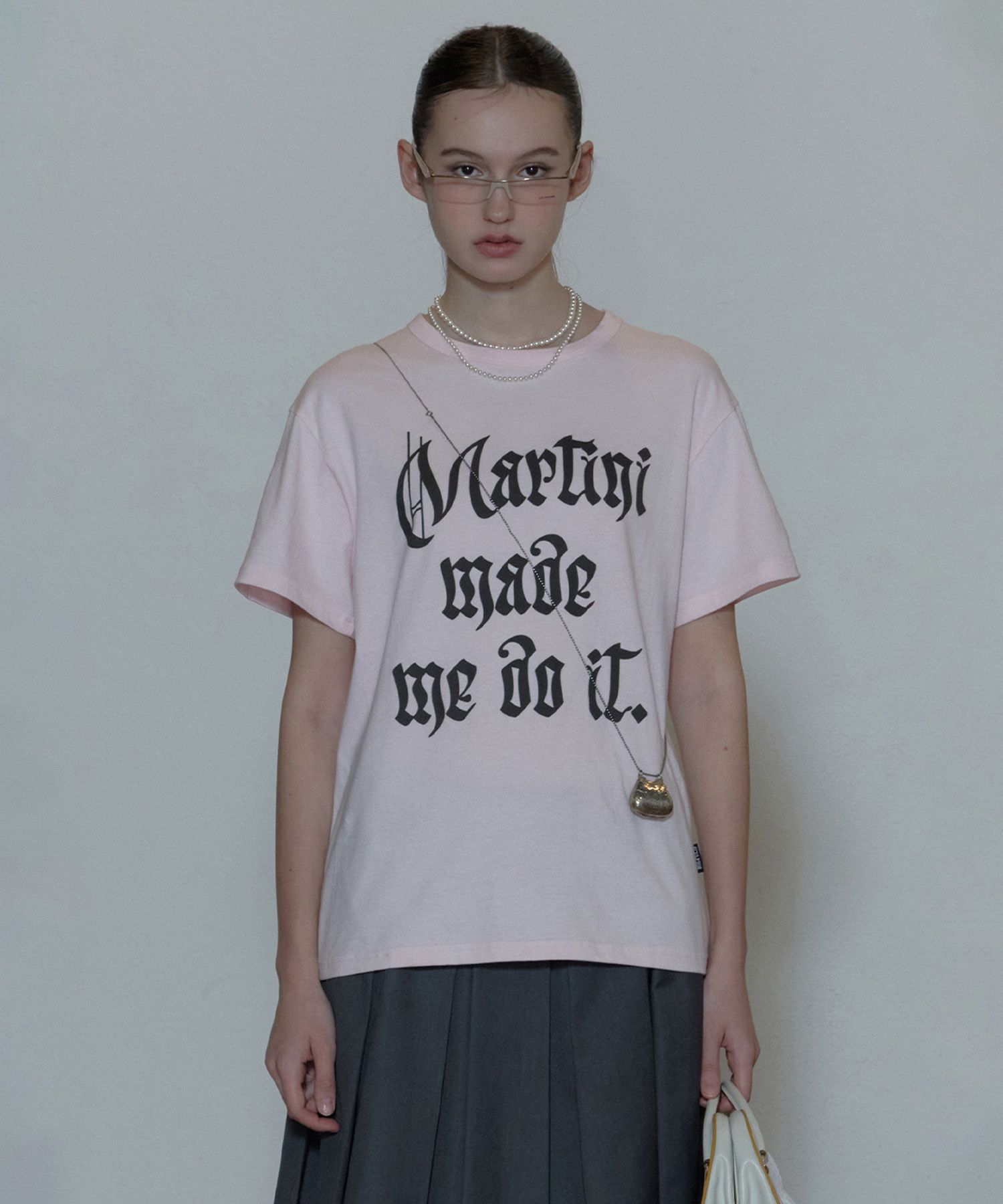 MUSINSA公式 | SCULPTOR Martini Made Me Do It Tee Peach Fuzz