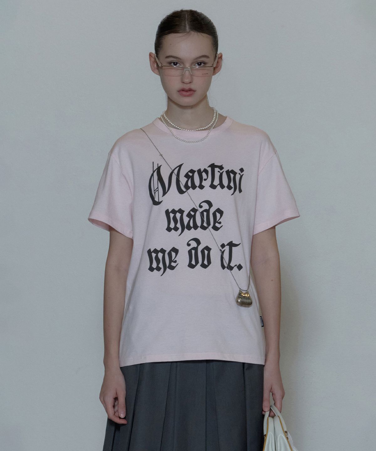 스컬프터(SCULPTOR) Martini Made Me Do It Tee Peach Fuzz