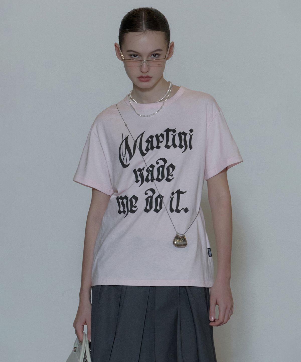 스컬프터(SCULPTOR) Martini Made Me Do It Tee Peach Fuzz