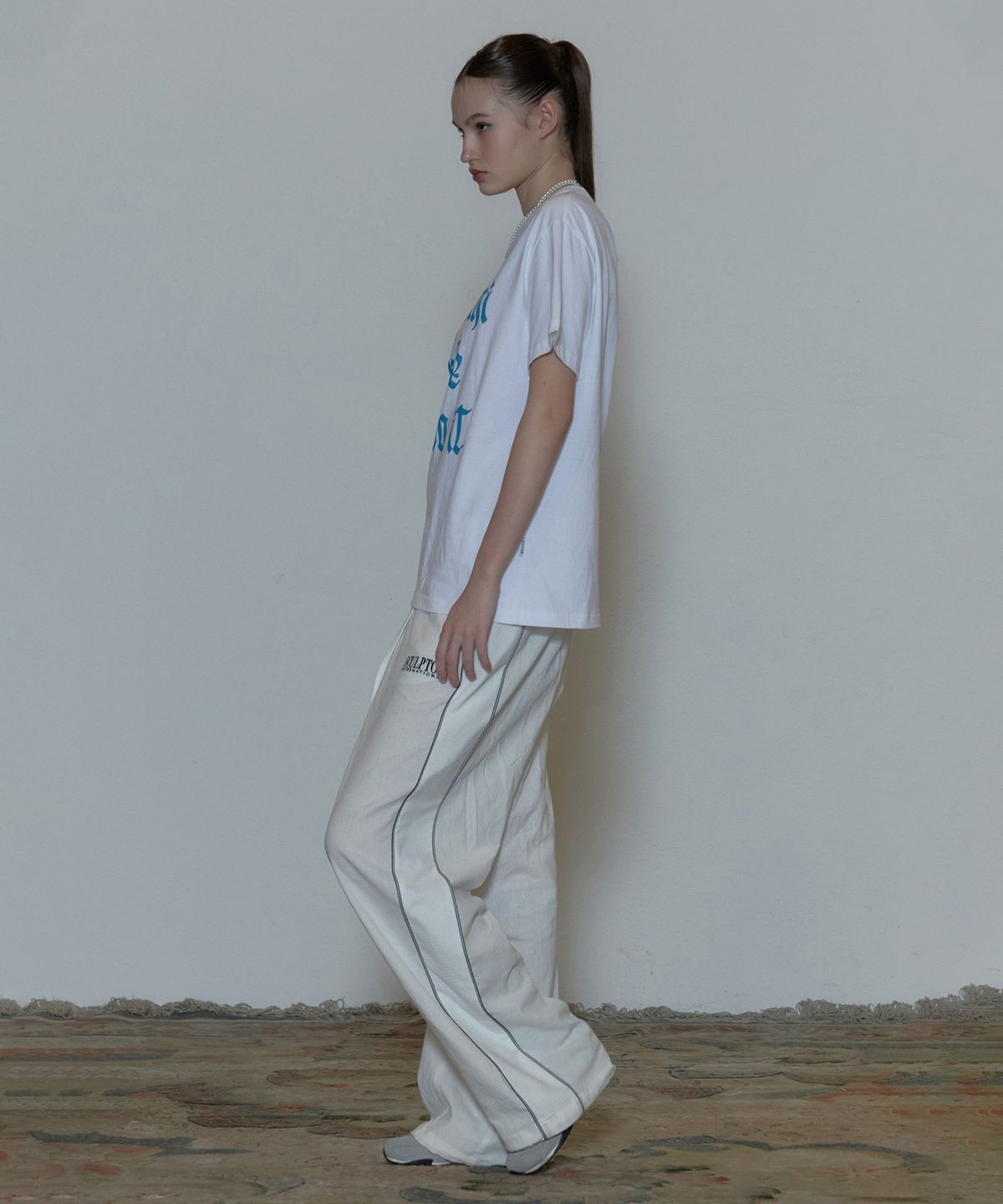 스컬프터(SCULPTOR) Martini Made Me Do It Tee White