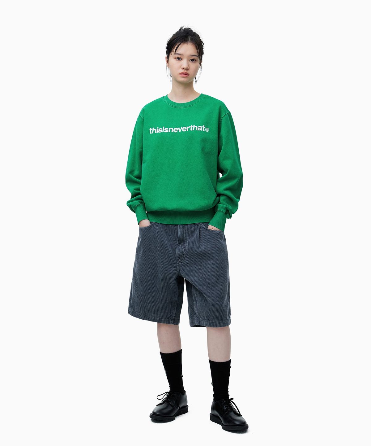 디스이즈네버댓(THISISNEVERTHAT) Overdyed Corduroy Short Navy