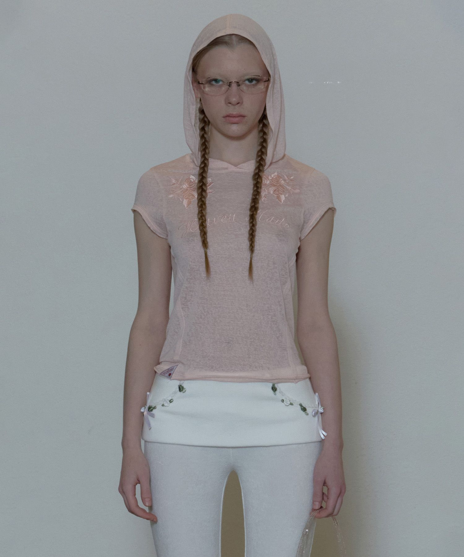 MUSINSA | SCULPTOR Rose Embroidery Hoodie Tee Peach Fuzz