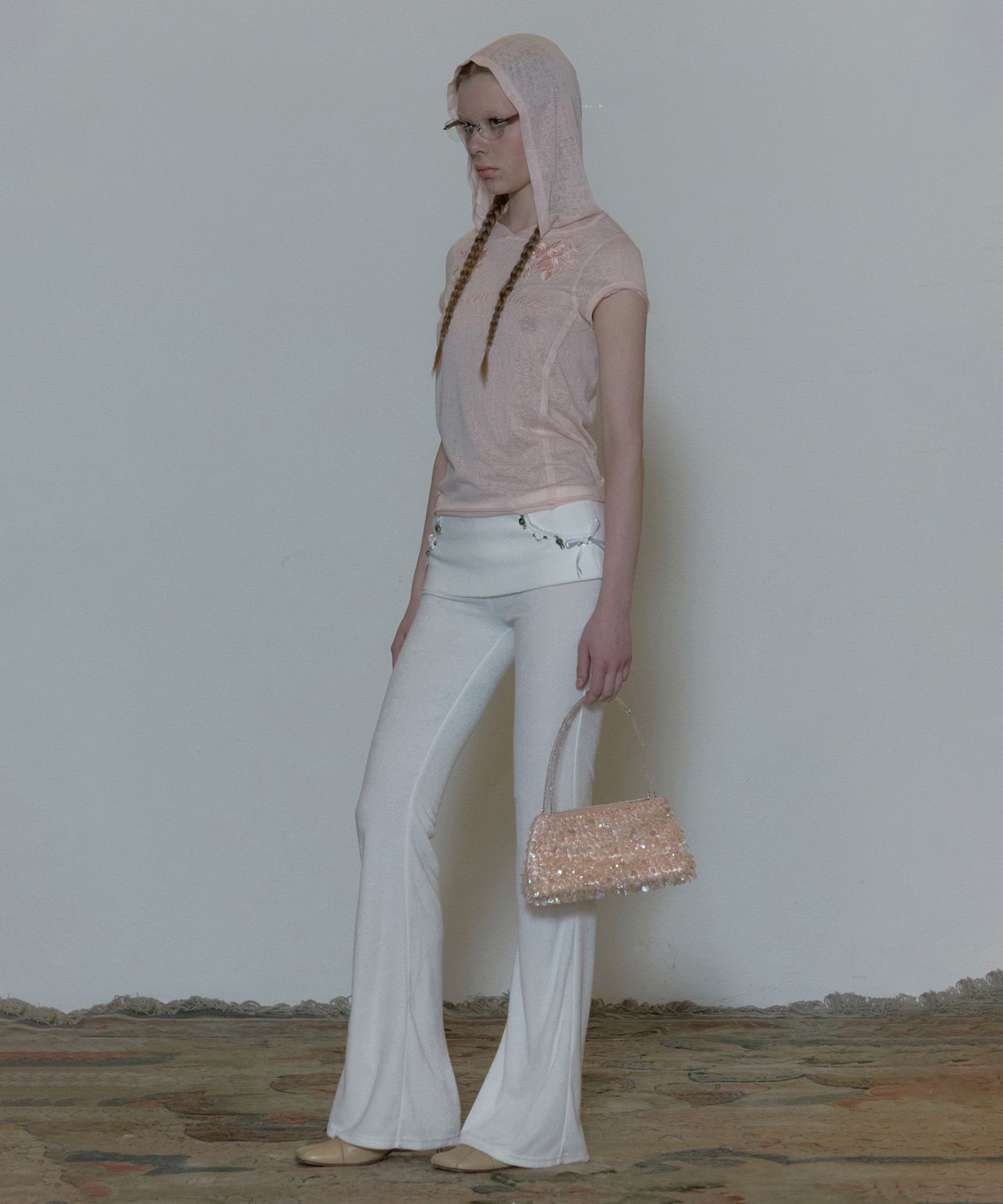 MUSINSA | SCULPTOR Rose Embroidery Hoodie Tee Peach Fuzz