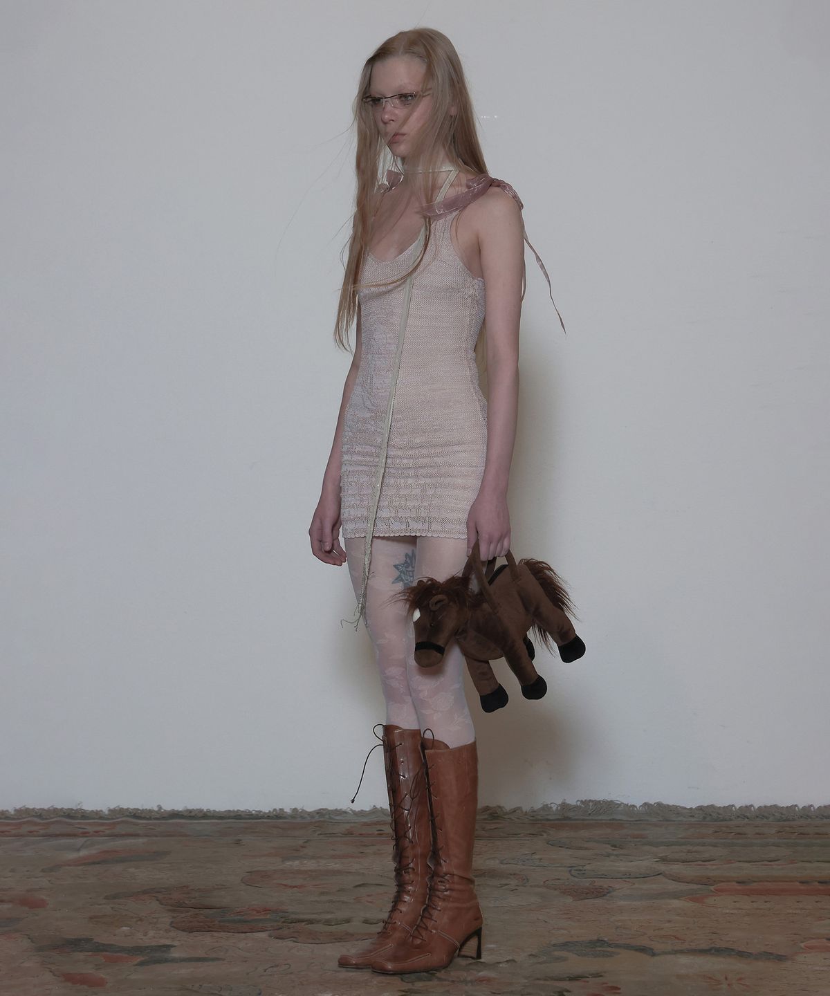 스컬프터(SCULPTOR) Silhouette Crochet Mini Dress Metallic Pink