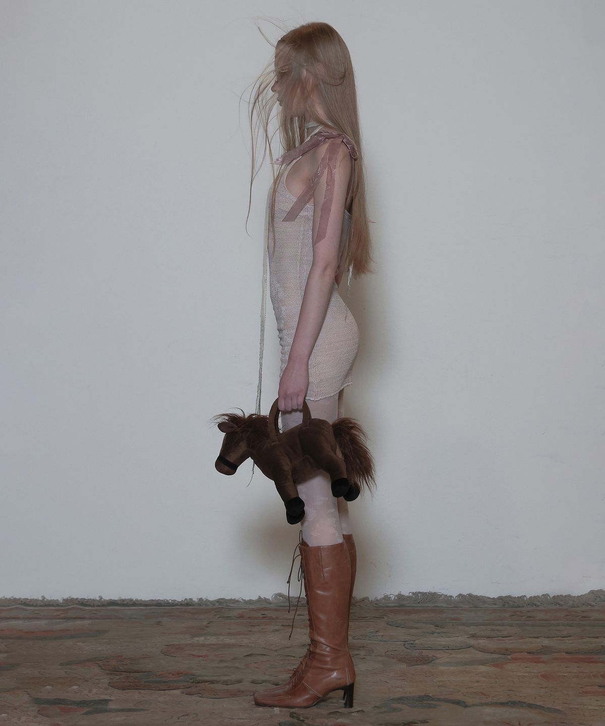 스컬프터(SCULPTOR) Silhouette Crochet Mini Dress Metallic Pink