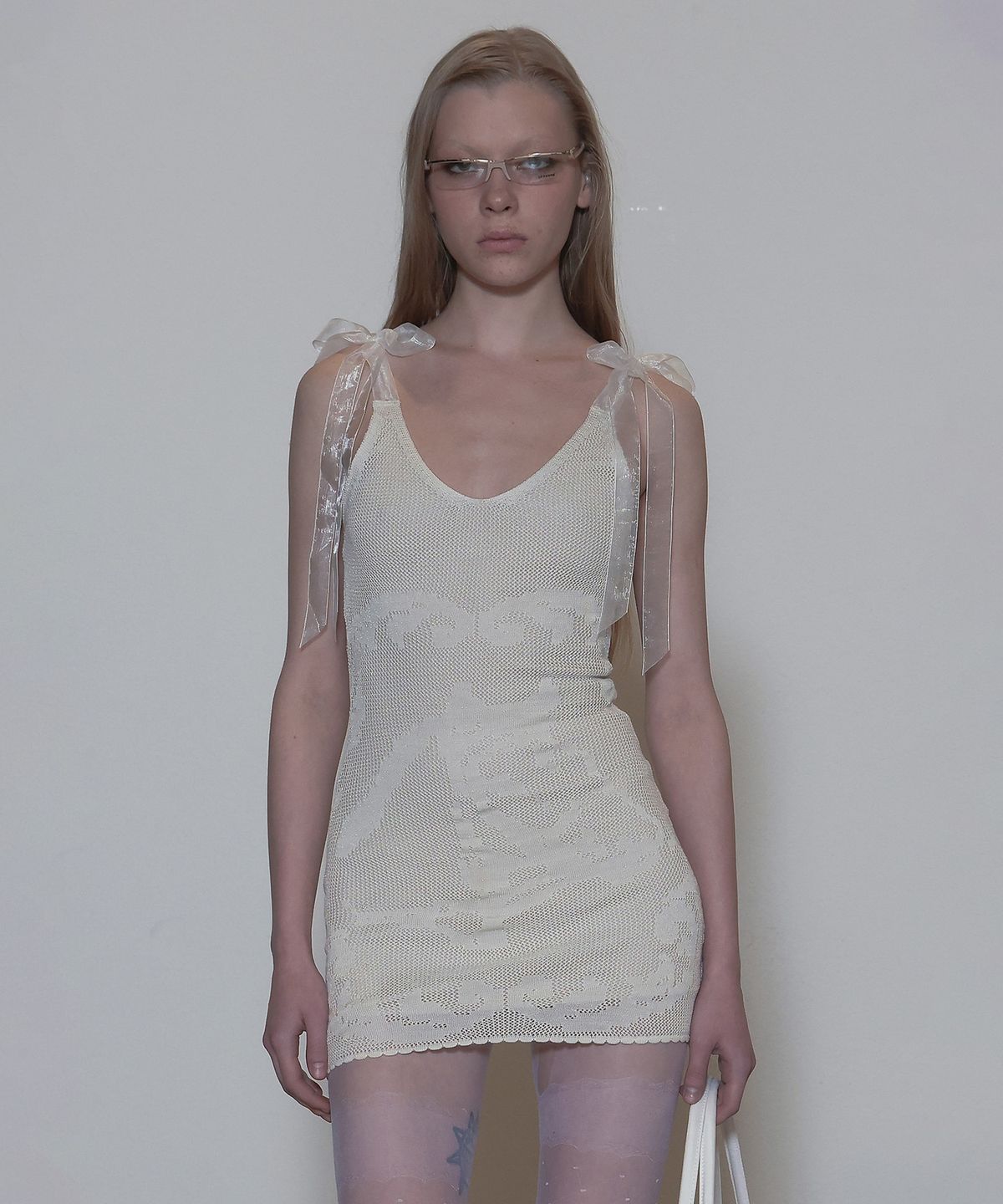 스컬프터(SCULPTOR) Silhouette Crochet Mini Dress Metallic White
