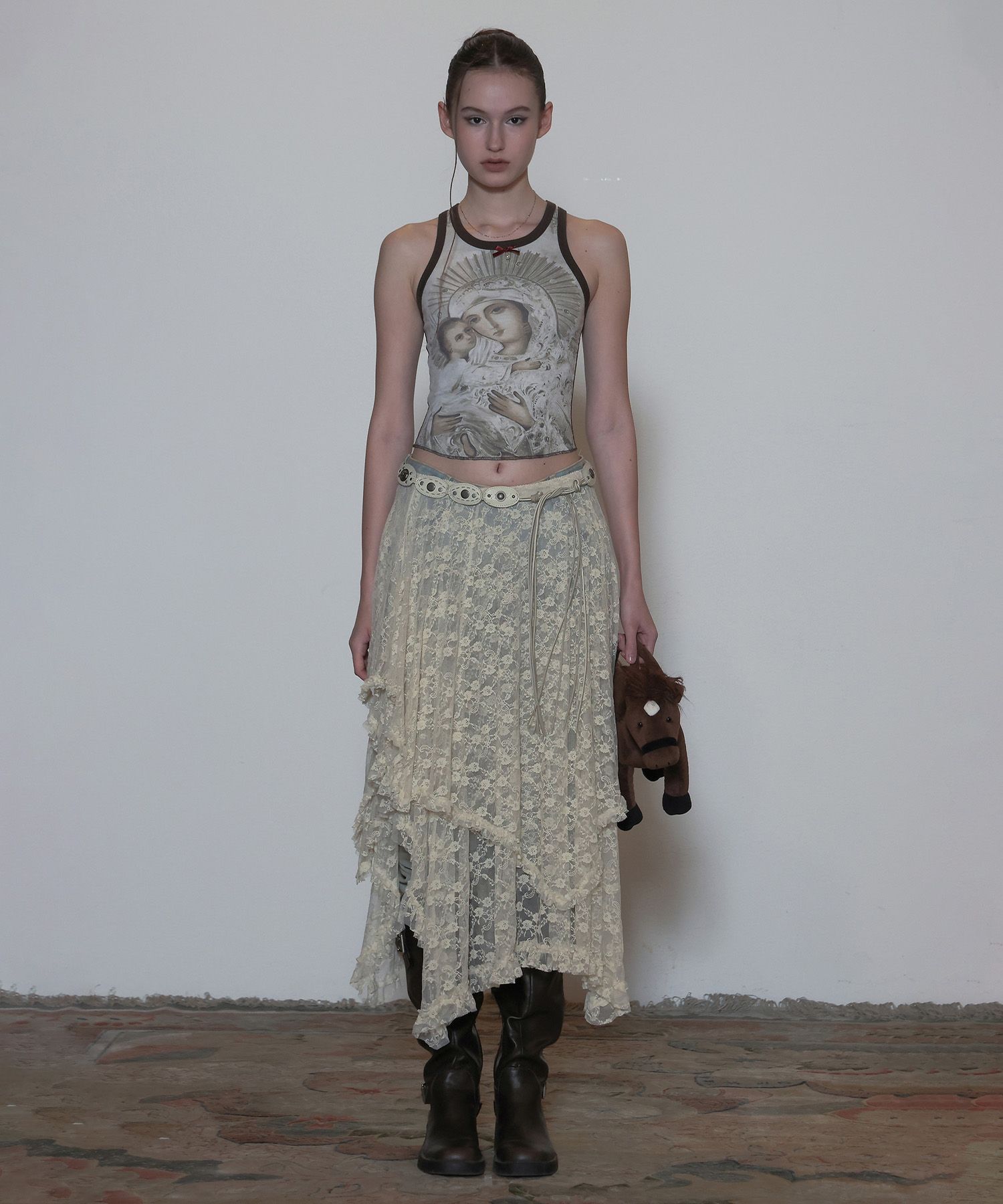 MUSINSA | SCULPTOR Maria Tear Drop Tank Top Latte/Mocha