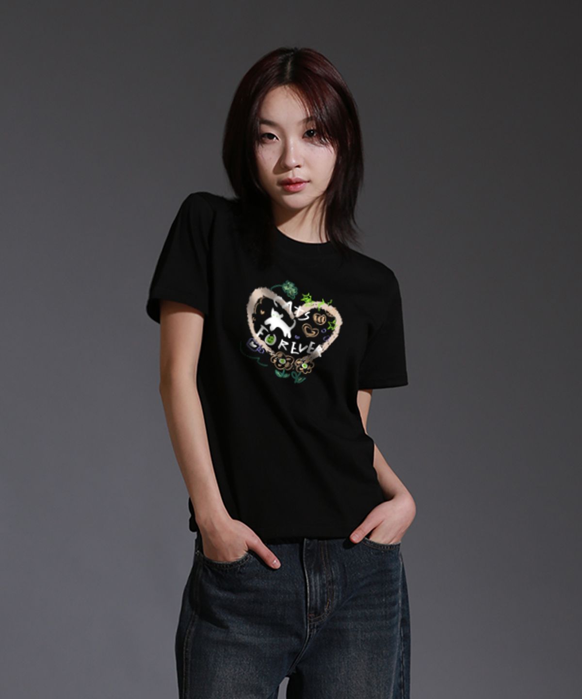라이크더모스트(LIKE THE MOST) 우먼 캣츠포에버 레귤러 반팔 티셔츠_블랙