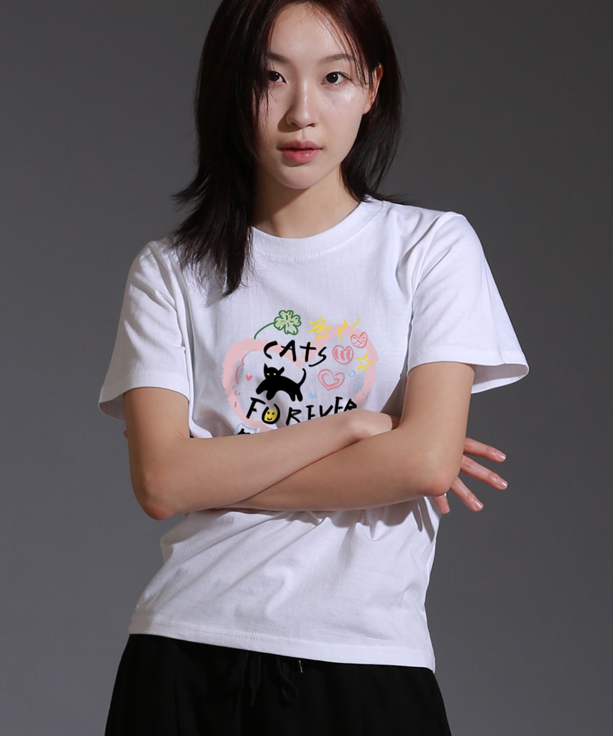 라이크더모스트(LIKE THE MOST) 우먼 캣츠포에버 레귤러 반팔 티셔츠_화이트