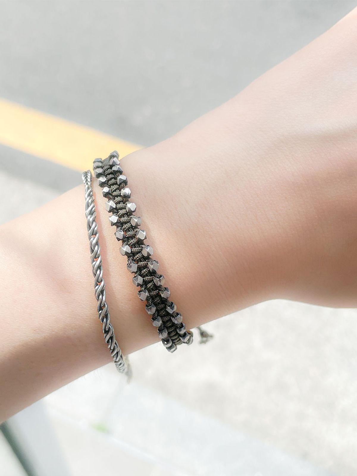 하랑(HARANG) HR 306B_Silver Ball Fabric Bracelet (Dark Brown)