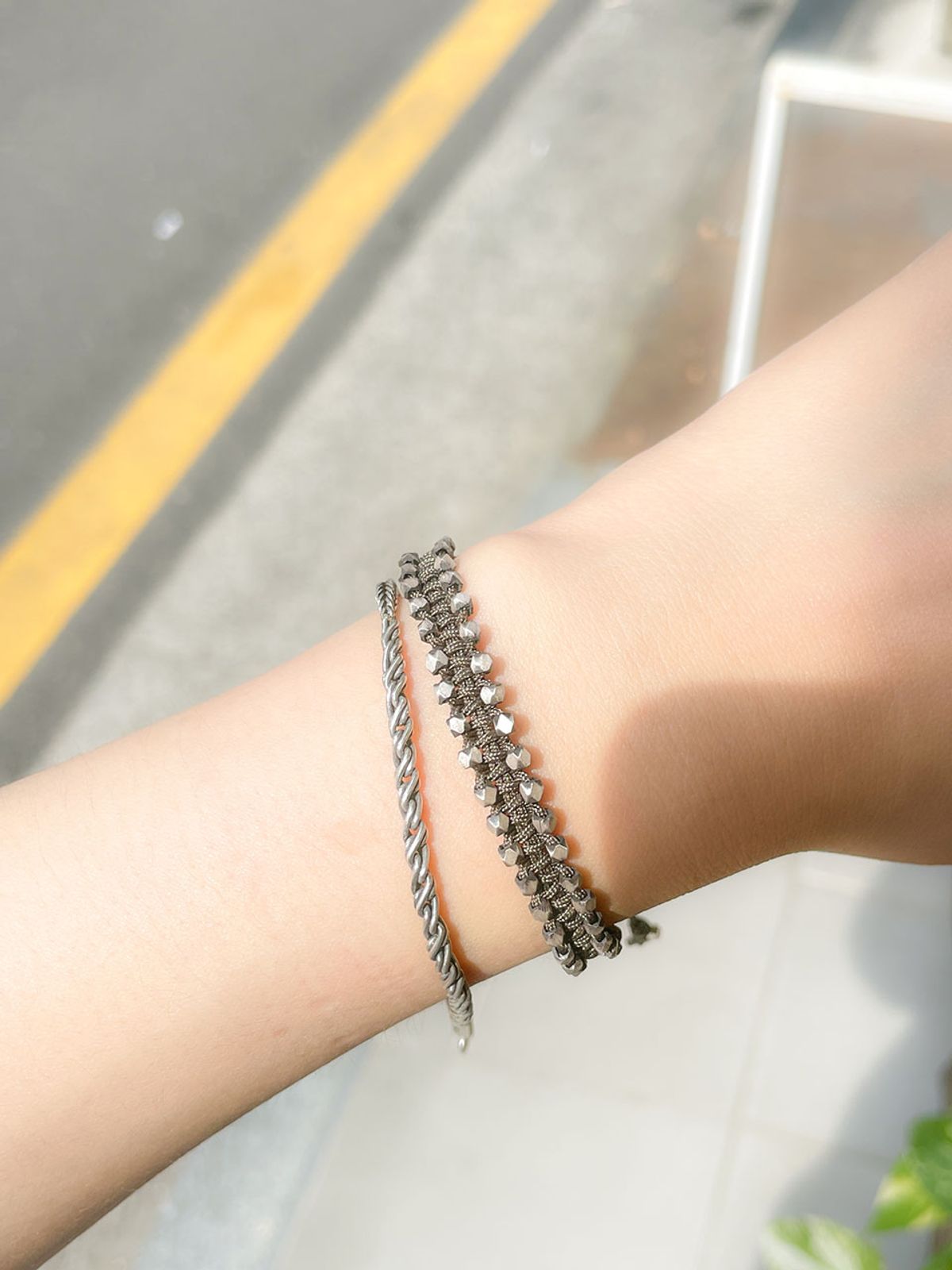 하랑(HARANG) HR 306B_Silver Ball Fabric Bracelet (Dark Brown)