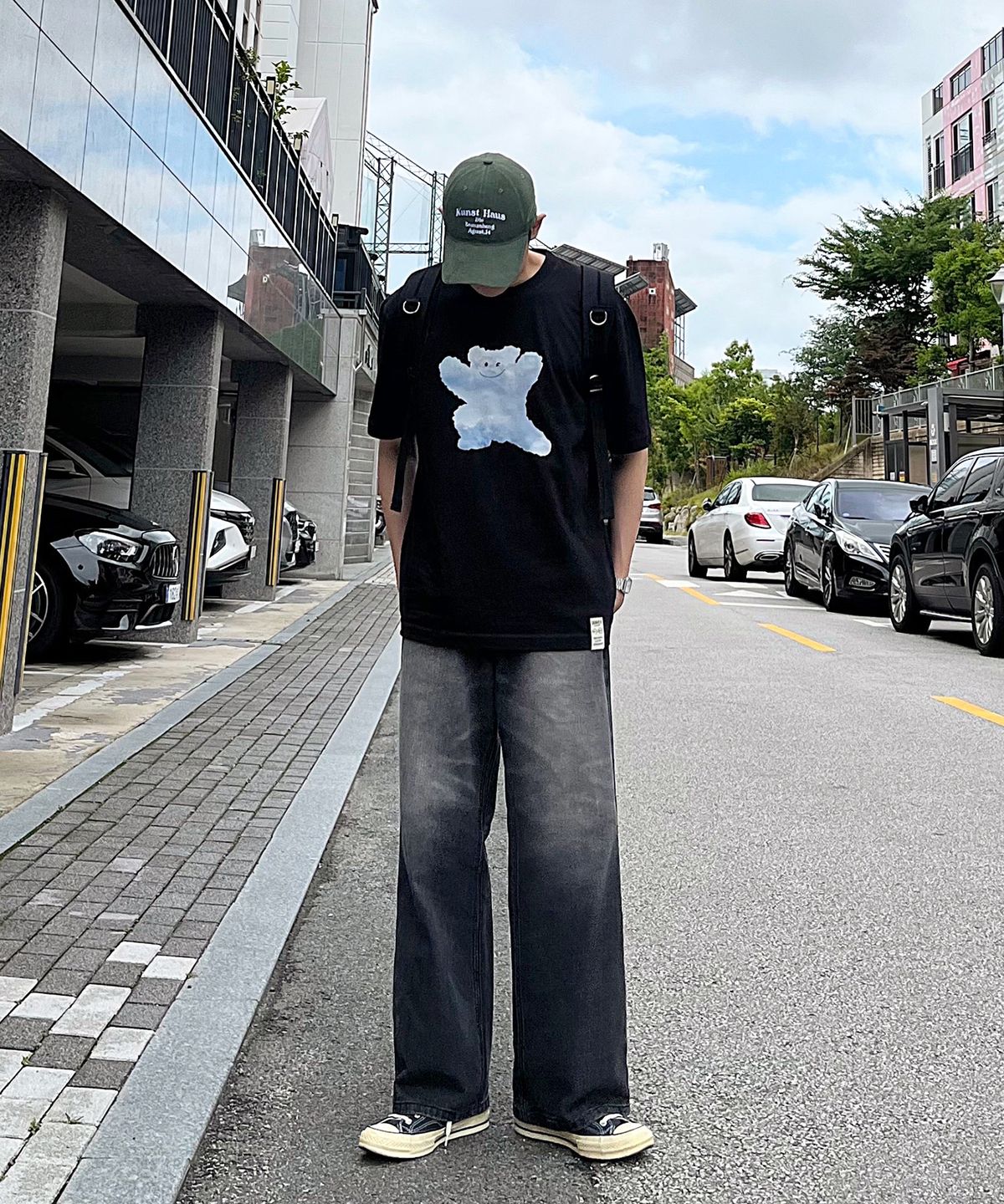 그레이버(GRAVER) [UNISEX]빅 구름 베어스마일 반팔티_3color