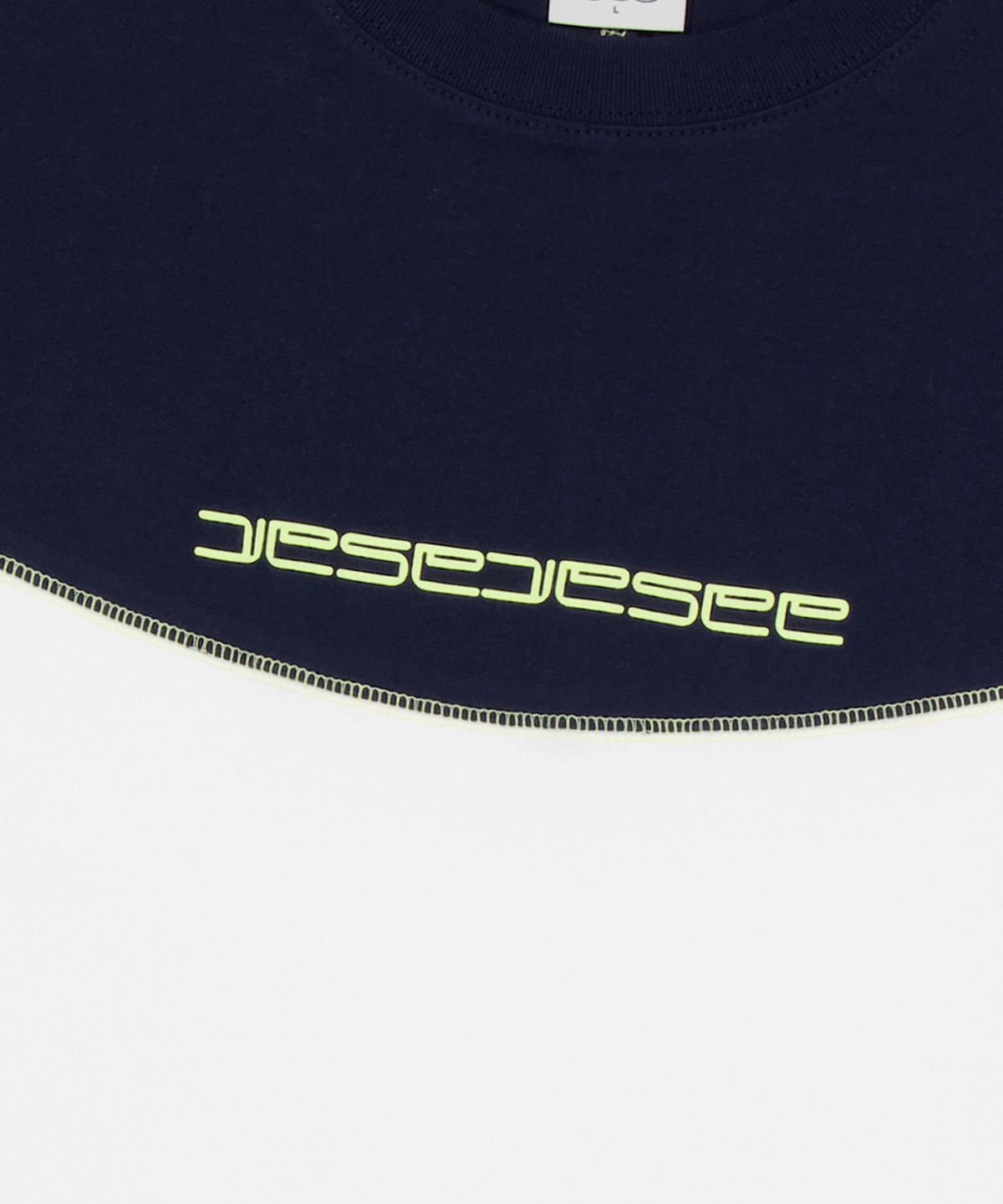 예스아이씨(YESEYESEE) Cover Stitch Tee White