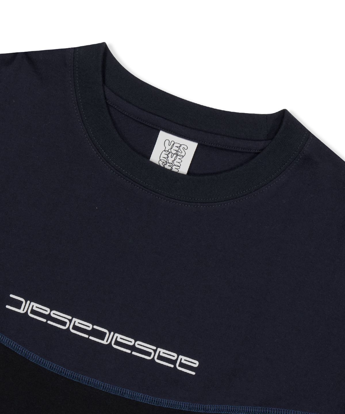 예스아이씨(YESEYESEE) Cover Stitch Tee Black