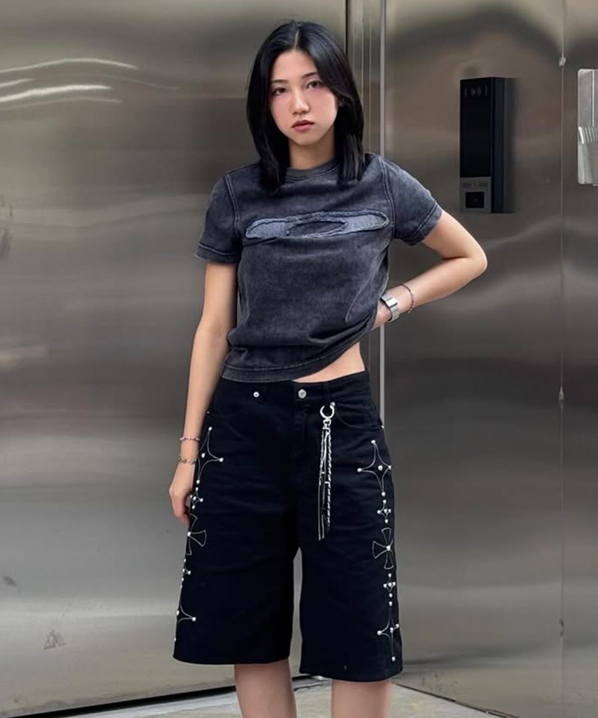 에프디알(FDR) Disk Logo Applique Short Sleeve Black