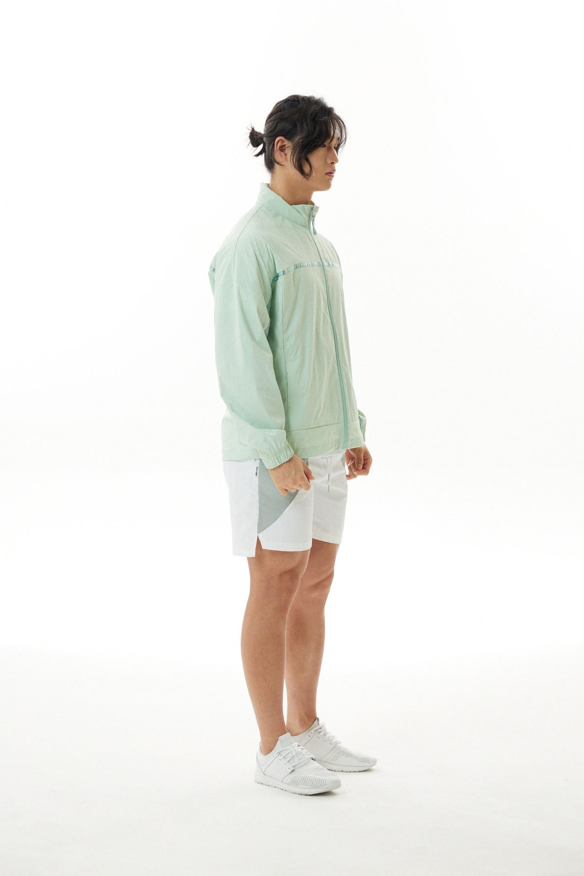 다이빙스팟(DIVINGSPOT) 크로스오버 윈드브레이커 연그린