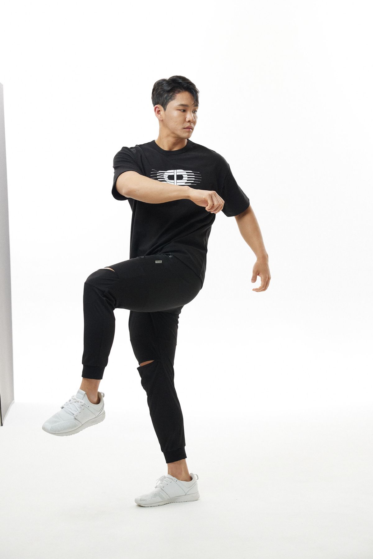 다이빙스팟(DIVINGSPOT) 니홀플렉서블조거팬츠5 블랙